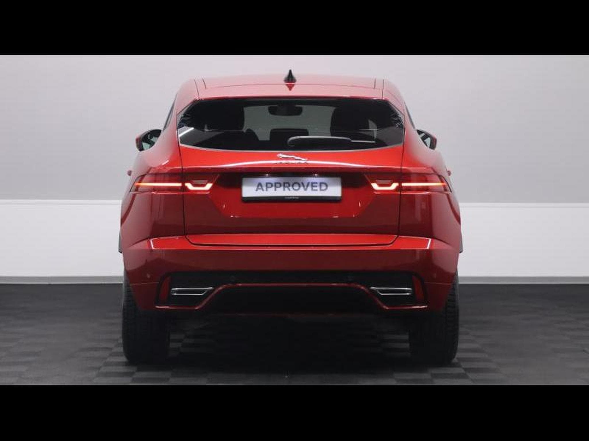 Jaguar E-Pace D165 R-Dynamic S AWD auto (2023) - Foto 5