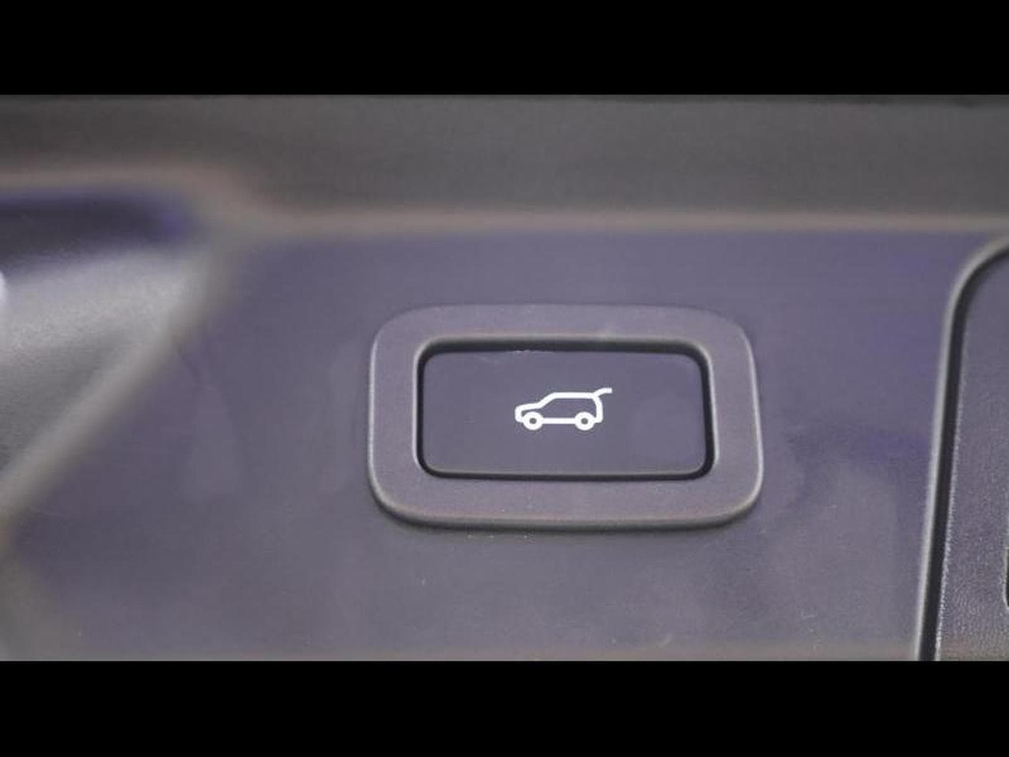 Land-Rover Range Rover Velar D200 R-Dynamic SE AWD Auto (2021) - Photo 28