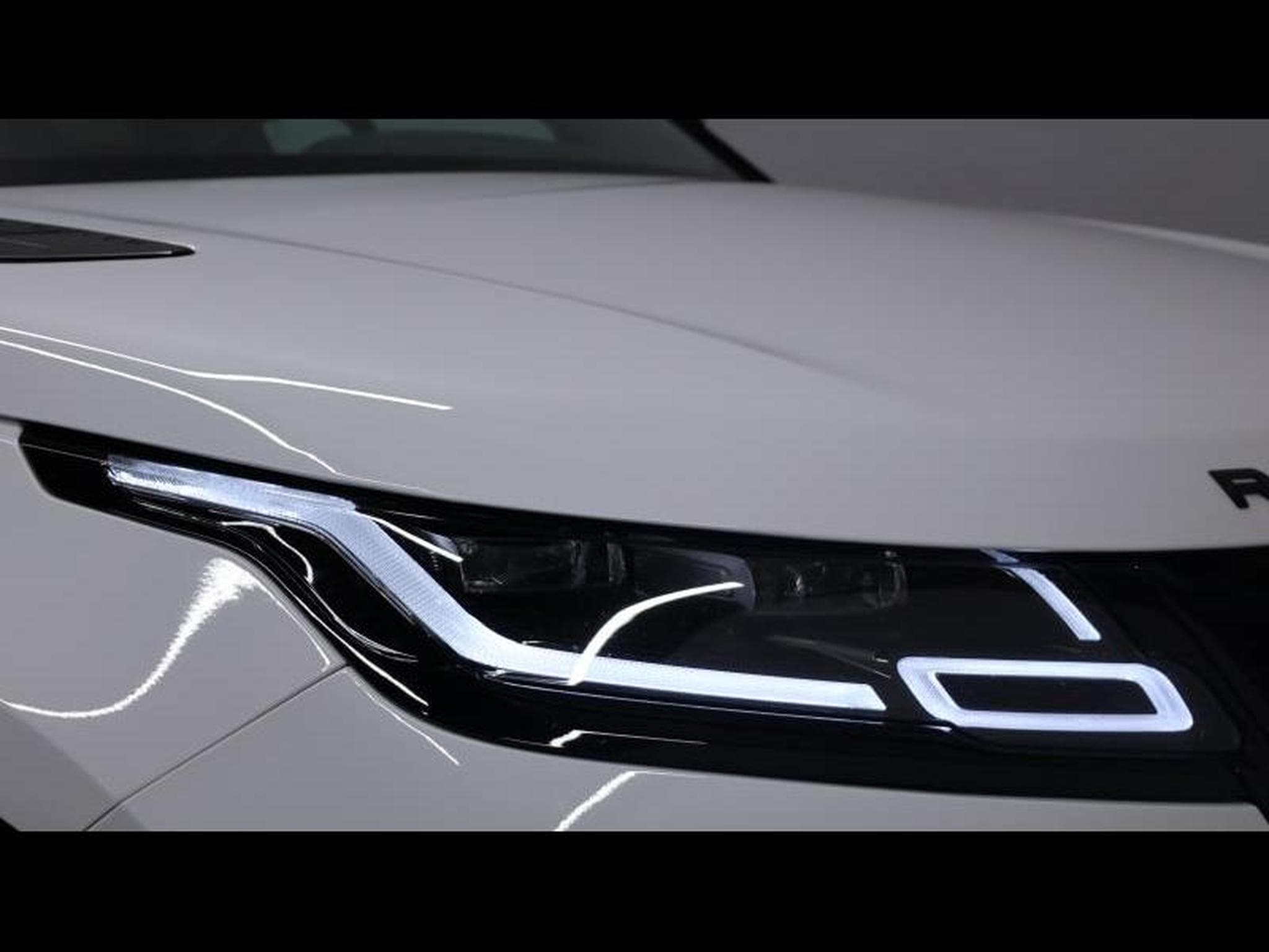 Land-Rover Range Rover Velar D200 R-Dynamic SE AWD Auto (2021) - Photo 7