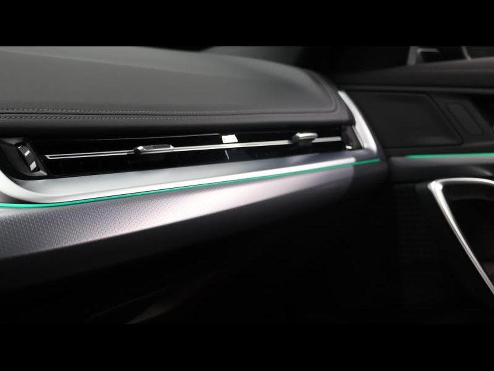 BMW X1 18i sDrive M Sport Auto (2024) - Photo 24