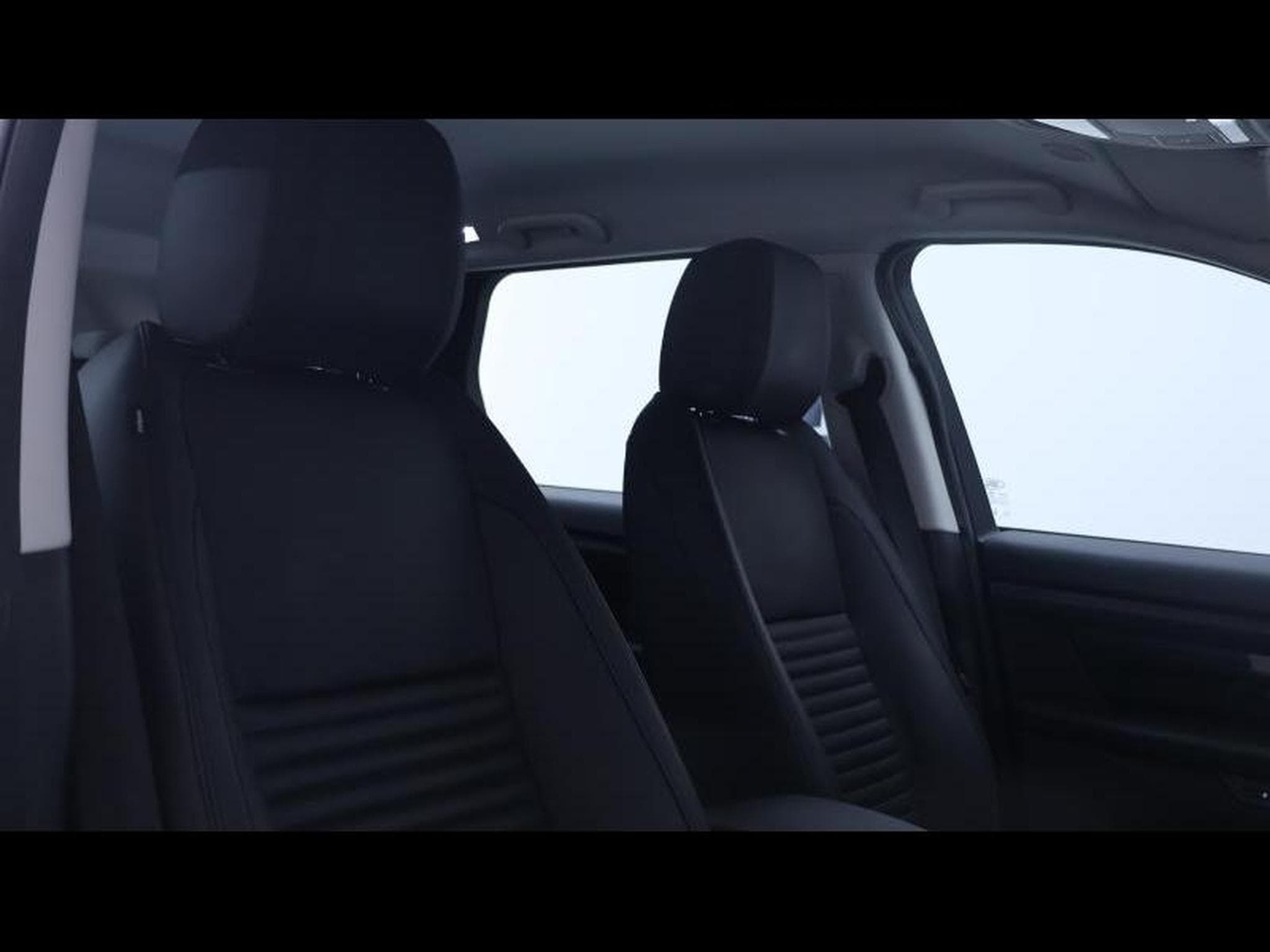 Land-Rover Discovery Sport D165 S AWD AUTO (2024) - Photo 13