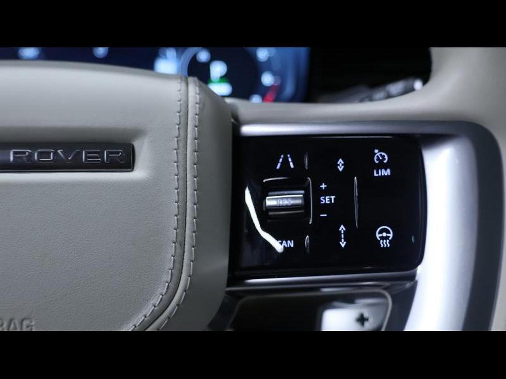 Land-Rover Range Rover P440e Autobiography AWD Auto (2023) - Photo 16
