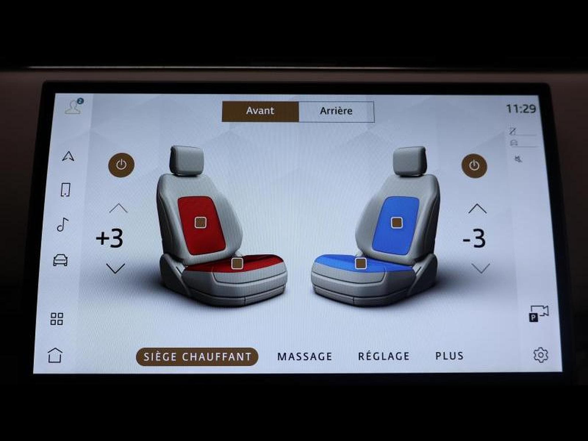 Land-Rover Range Rover P440e Autobiography AWD Auto (2023) - Photo 24