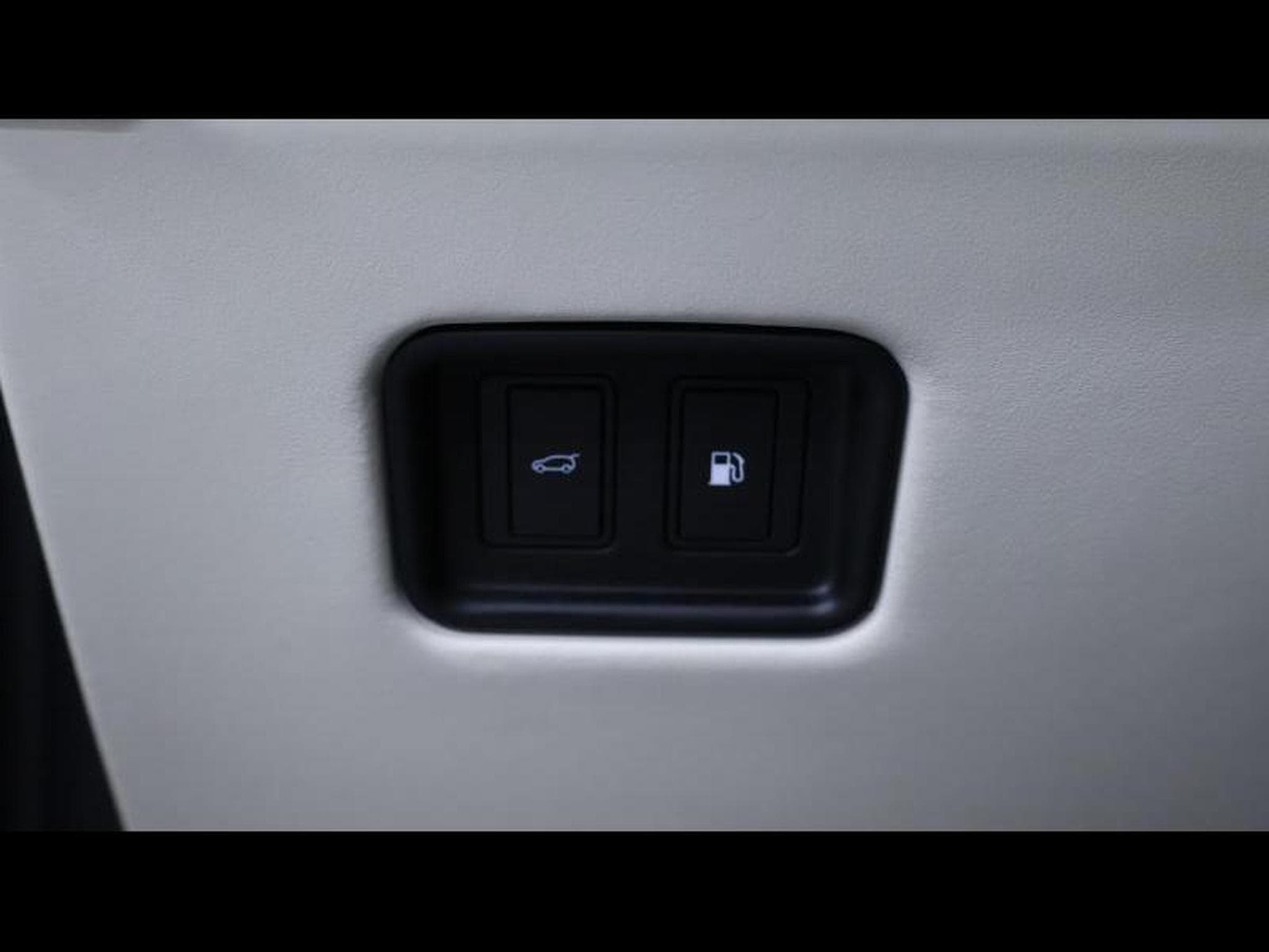 Land-Rover Range Rover P440e Autobiography AWD Auto (2023) - Photo 34