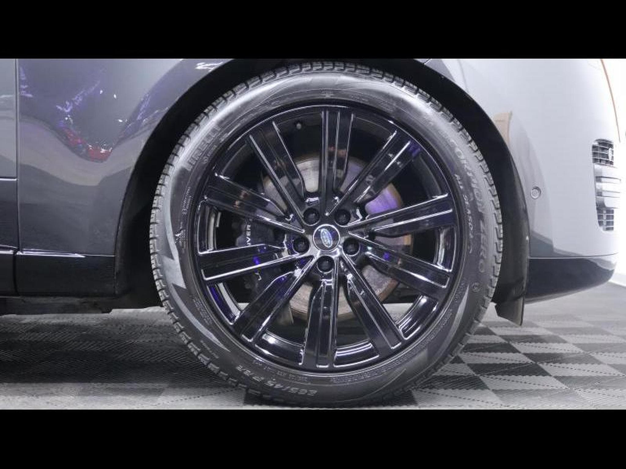 Land-Rover Range Rover P440e Autobiography AWD Auto (2023) - Photo 9