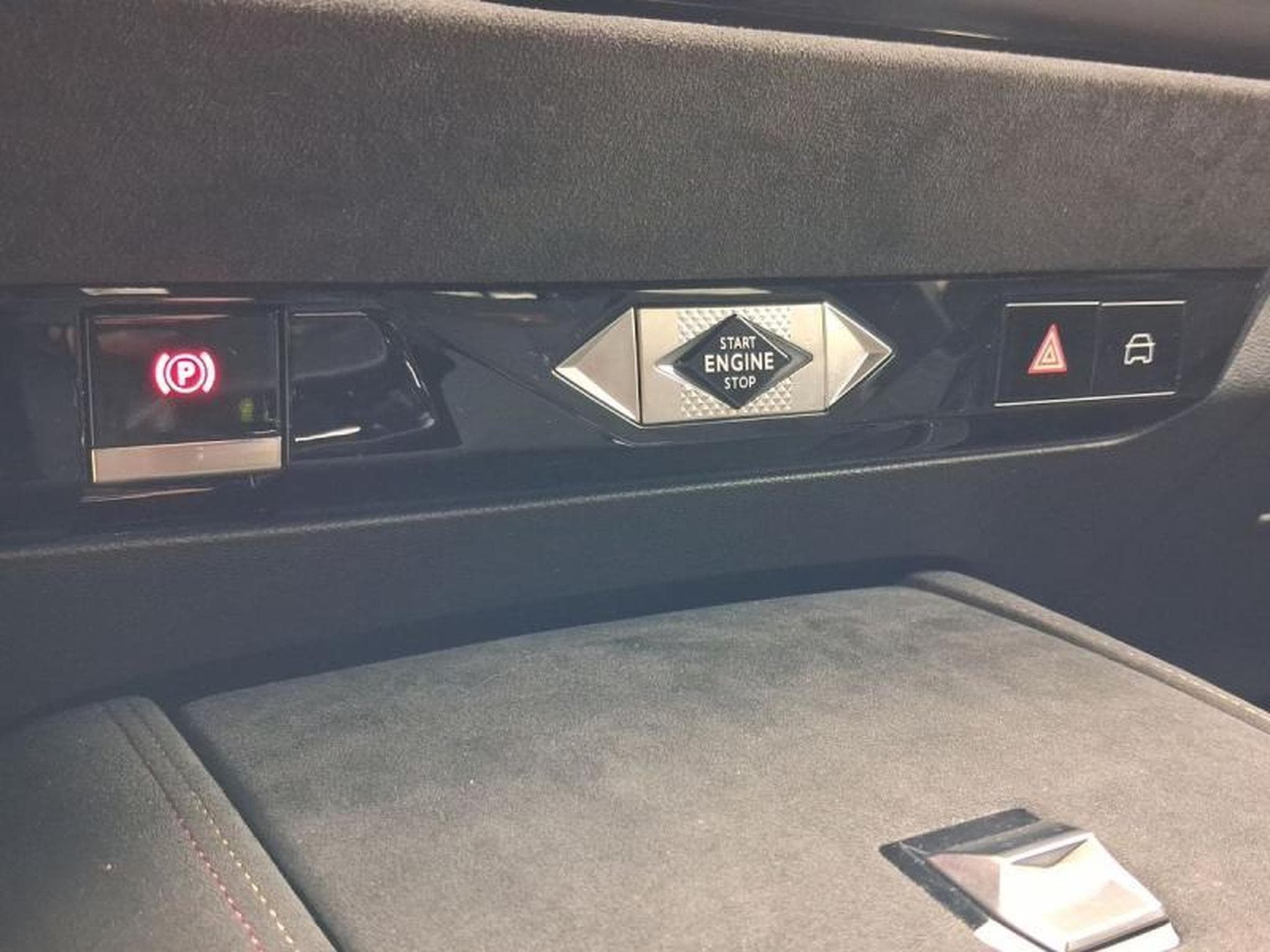 Citroen DS4 4 Performance Line + (2022) - Photo 21