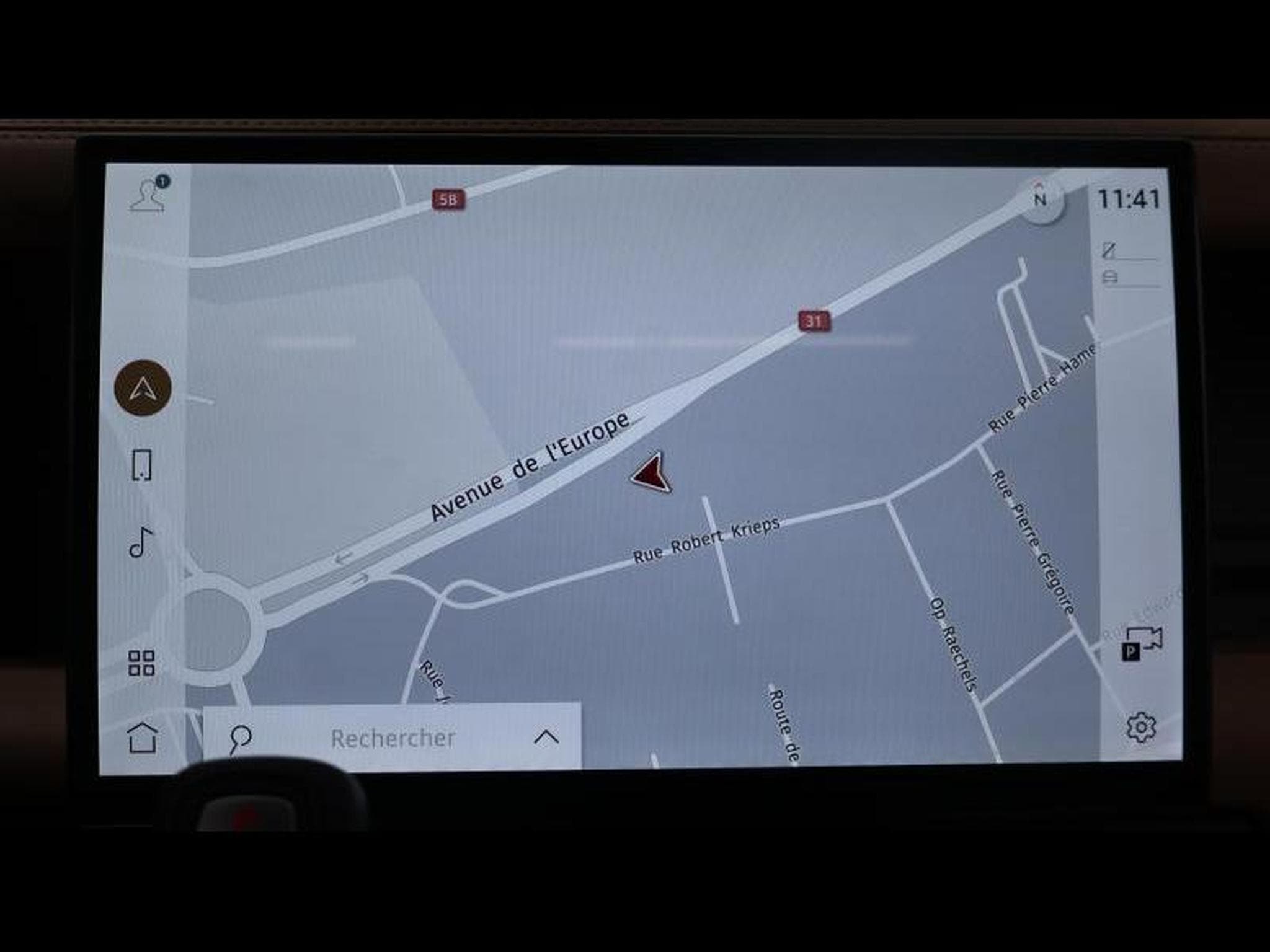 Land-Rover Defender 110 D250 X-Dynamic SE AWD Auto (2026) - Photo 21