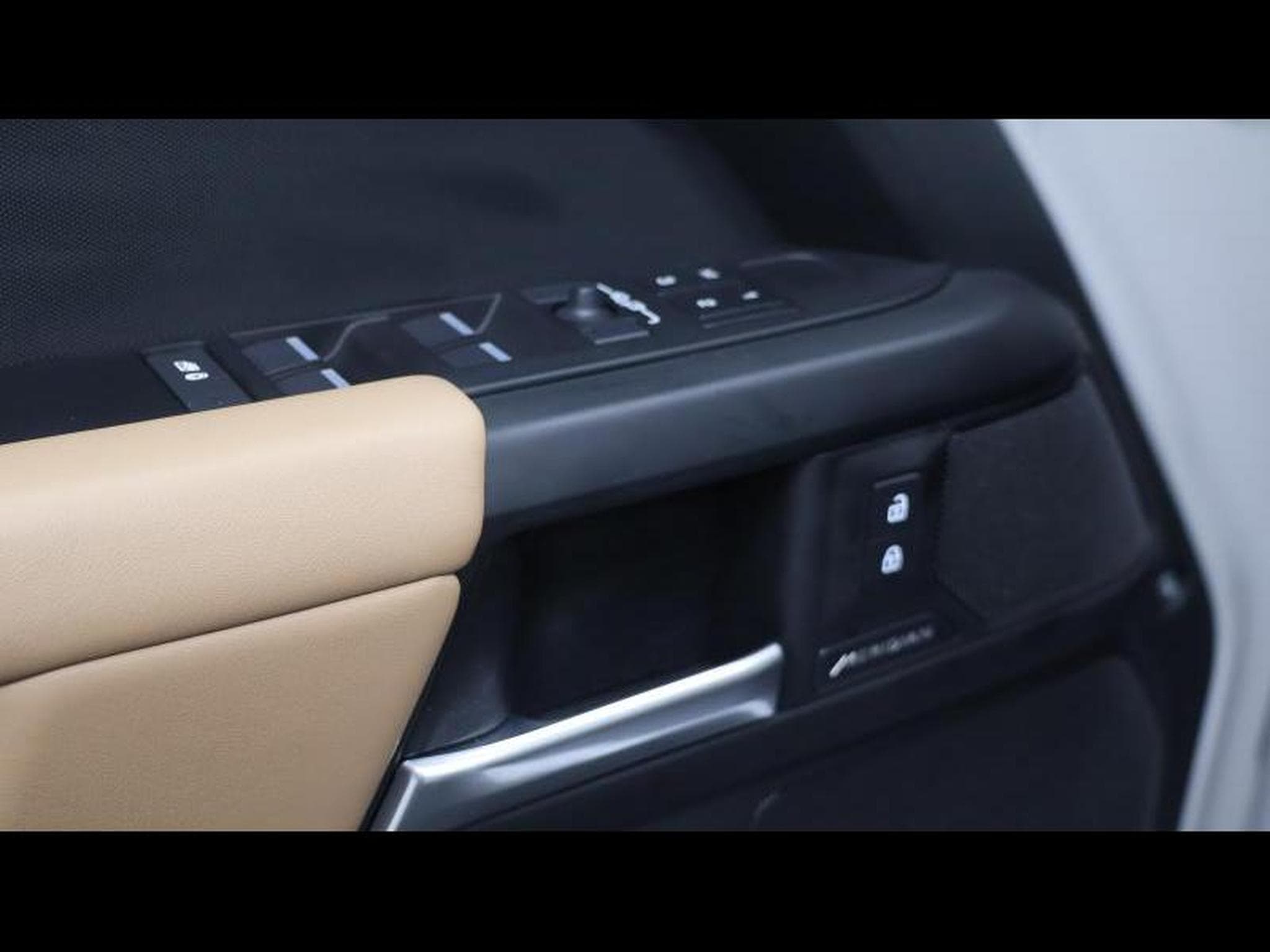 Land-Rover Defender 110 D250 X-Dynamic SE AWD Auto (2026) - Photo 23