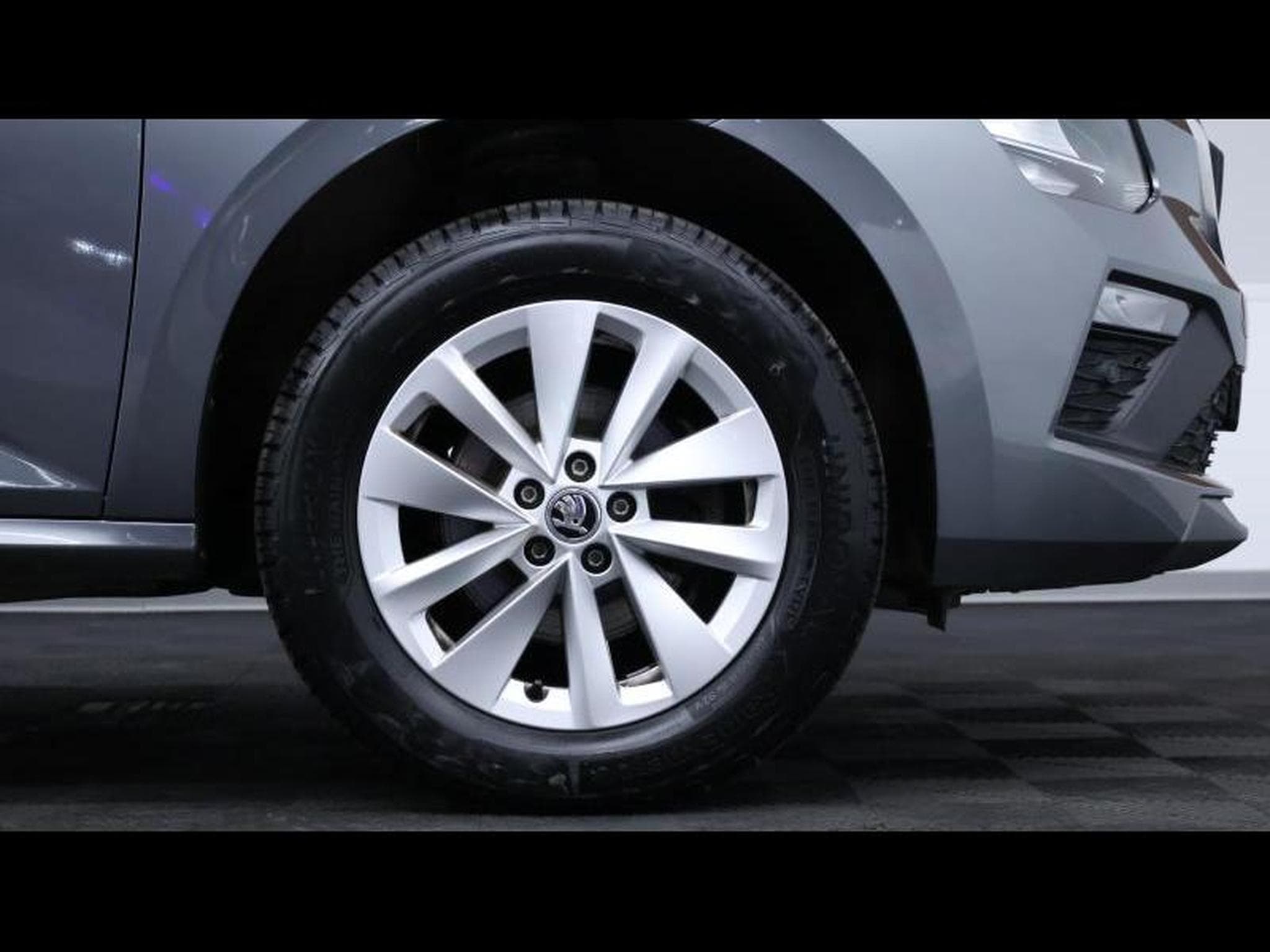 Skoda Kamiq 1.0TSI 116 Selection (2024) - Photo 10