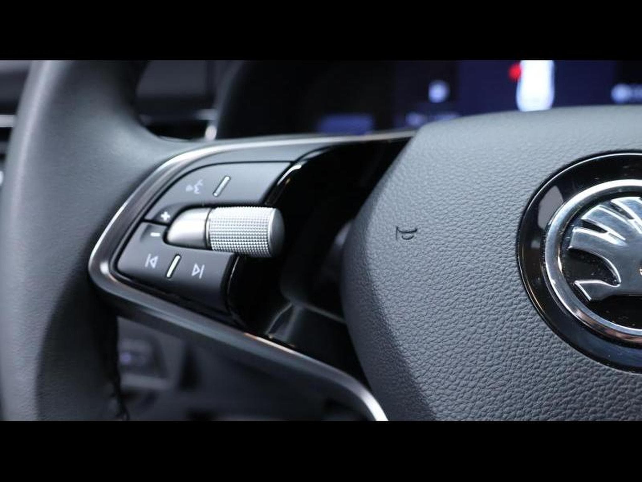 Skoda Kamiq 1.0TSI 116 Selection (2024) - Photo 16