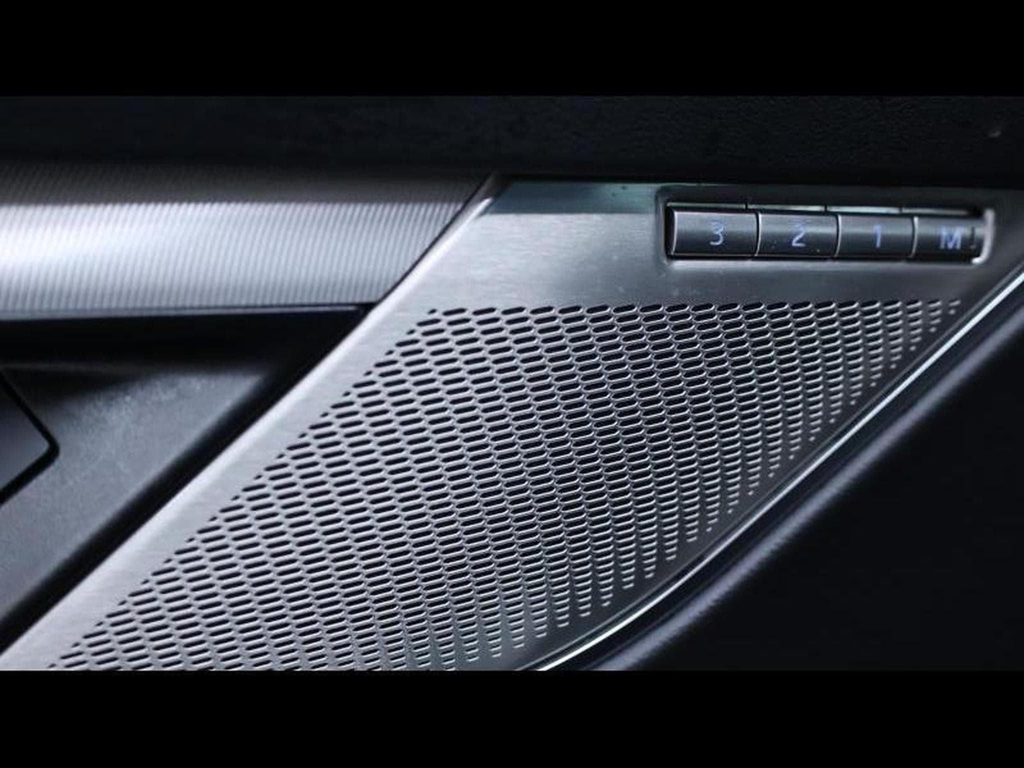 Jaguar F-Pace D165 S R-Dynamic S AWD Auto (2024) - Photo 18