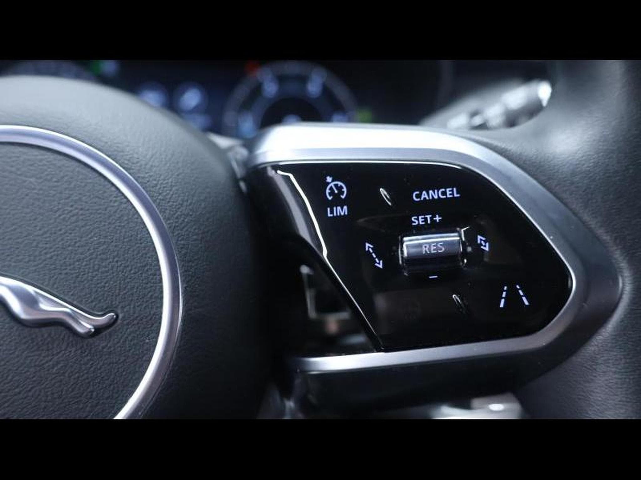 Jaguar E-Pace D200 Dynamic SE AWD Auto (2023) - Photo 16