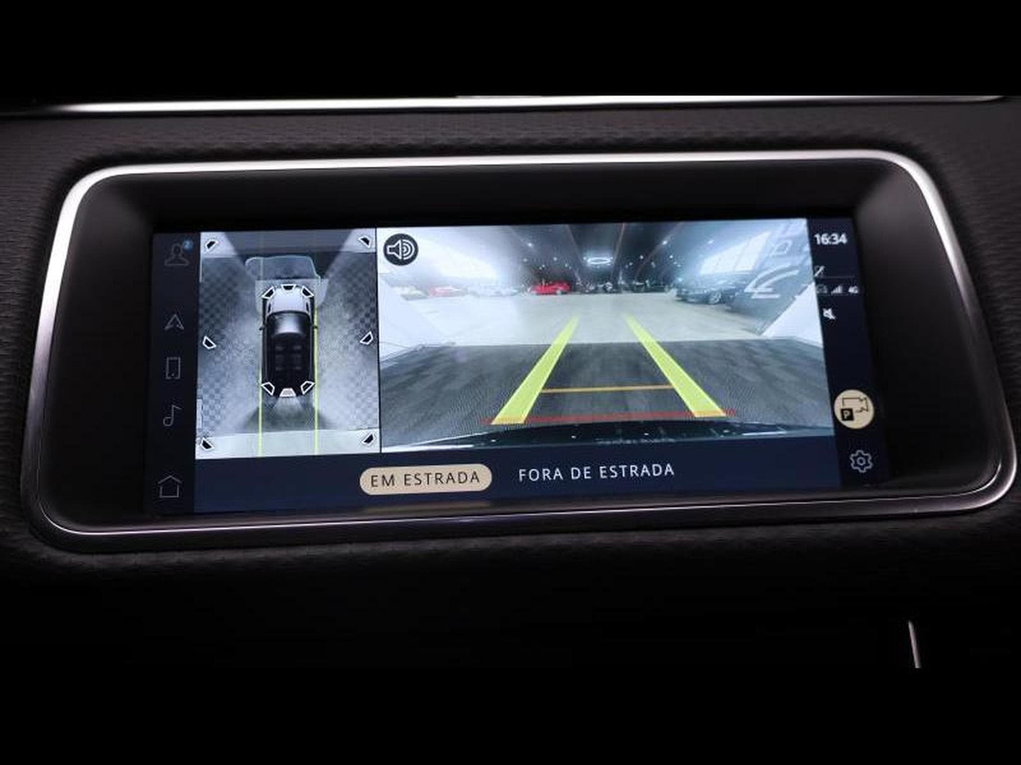 Land-Rover Range Rover Evoque D165 AWD Auto (2021) - Photo 21