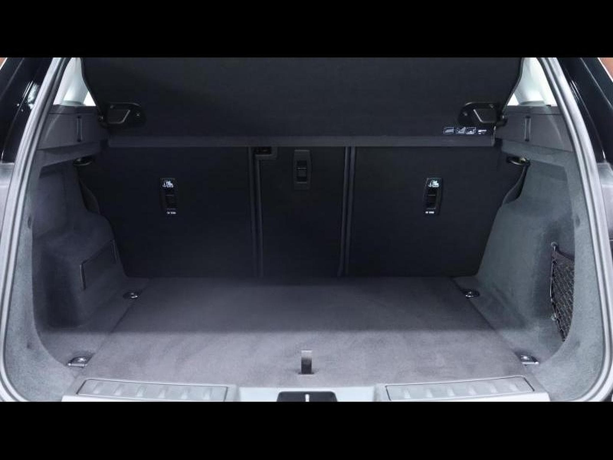 Land-Rover Range Rover Evoque D165 AWD Auto (2021) - Photo 7