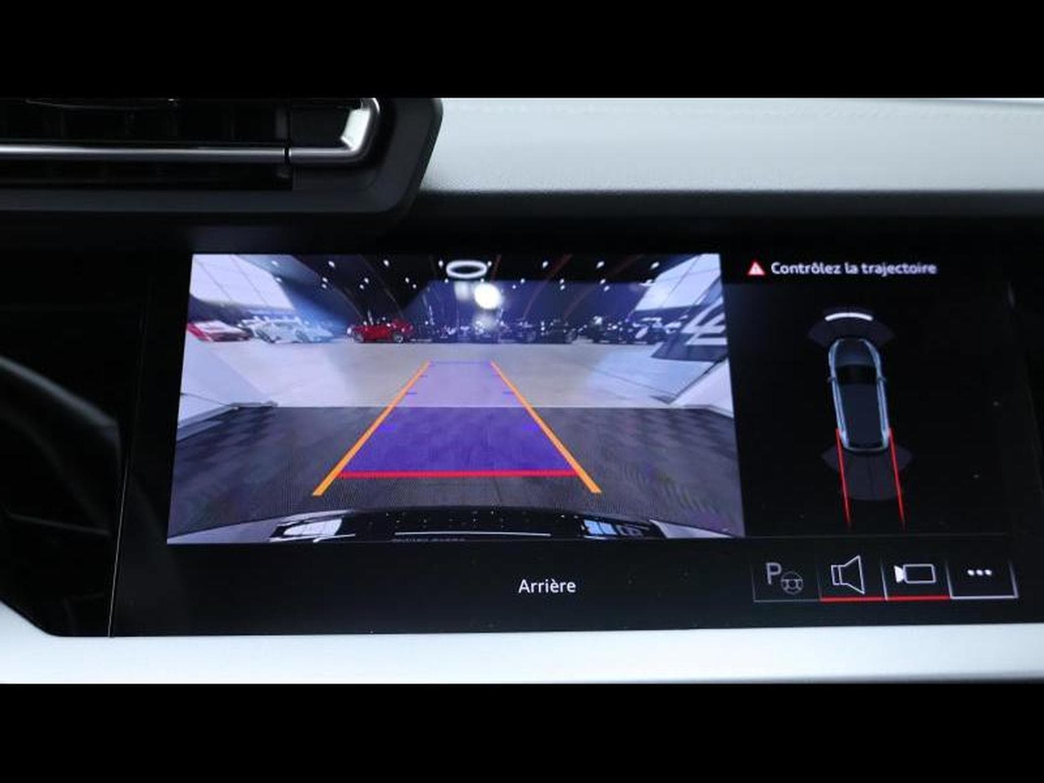 Audi A3 Sportback 35 TFSI 150 S-Line (2025) - Photo 23