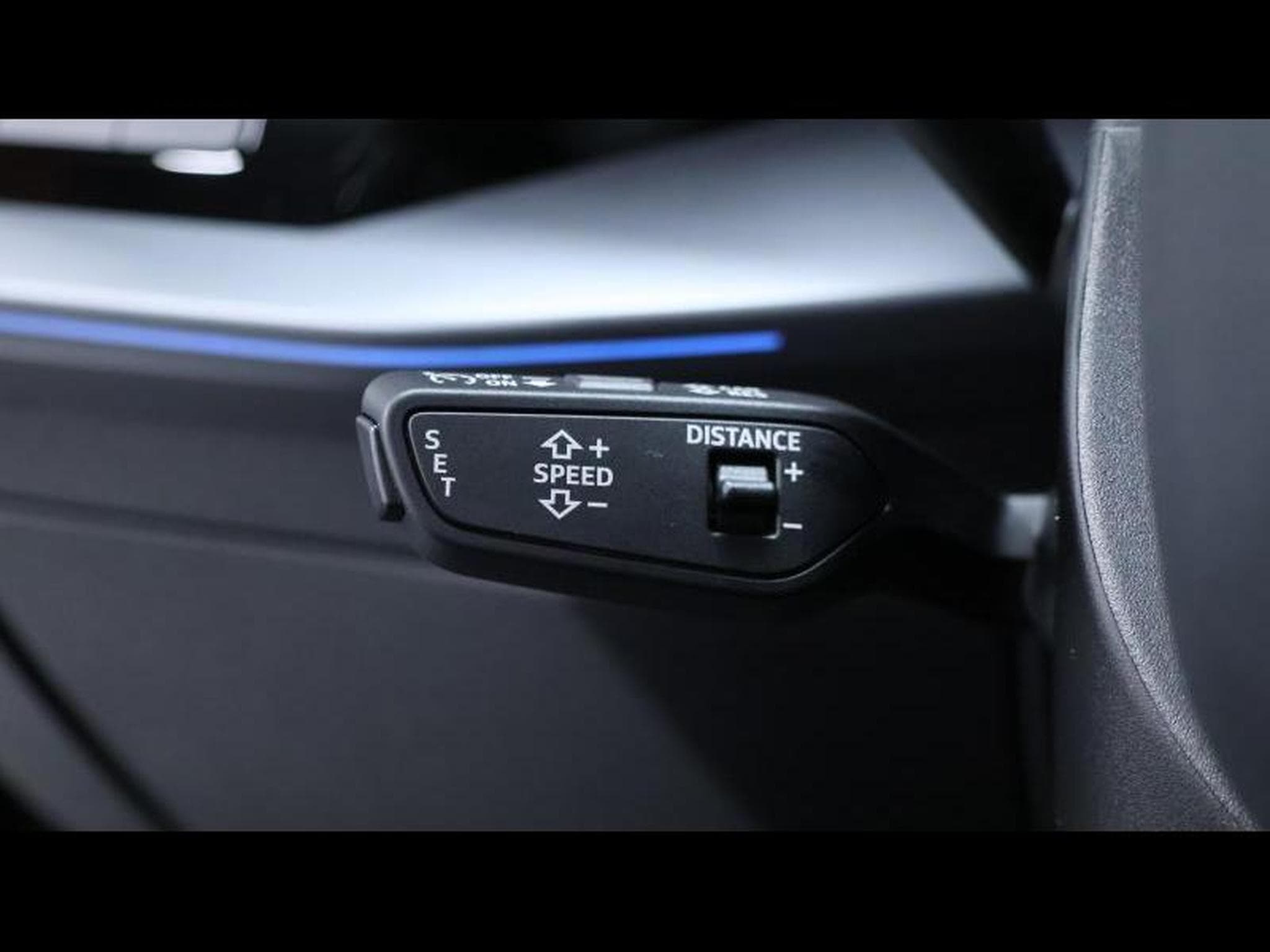 Audi A3 Sportback 35 TFSI 150 S-Line (2025) - Photo 27