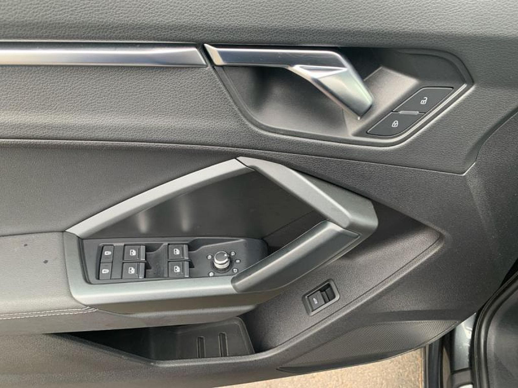 Audi Q3 Ambition (2019) - Photo 19