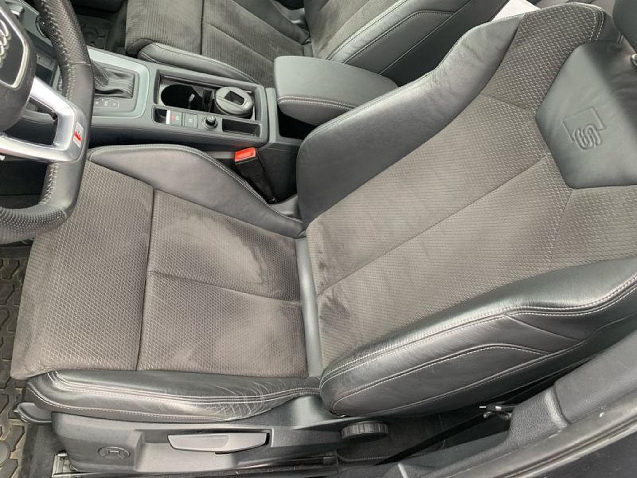 Audi Q3 Ambition (2019) - Photo 22