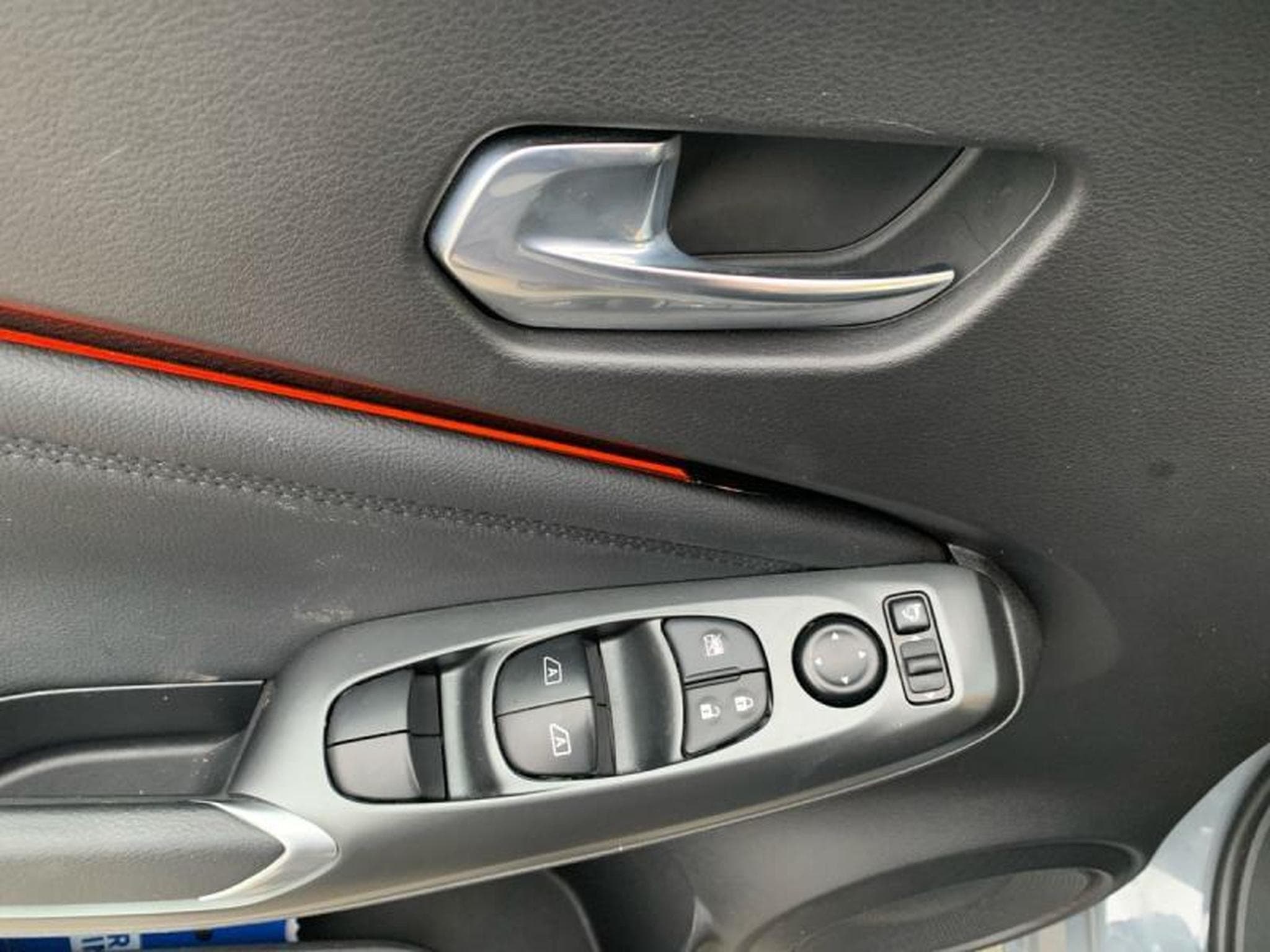 Nissan Juke N-DESIGN (2024) - Photo 19