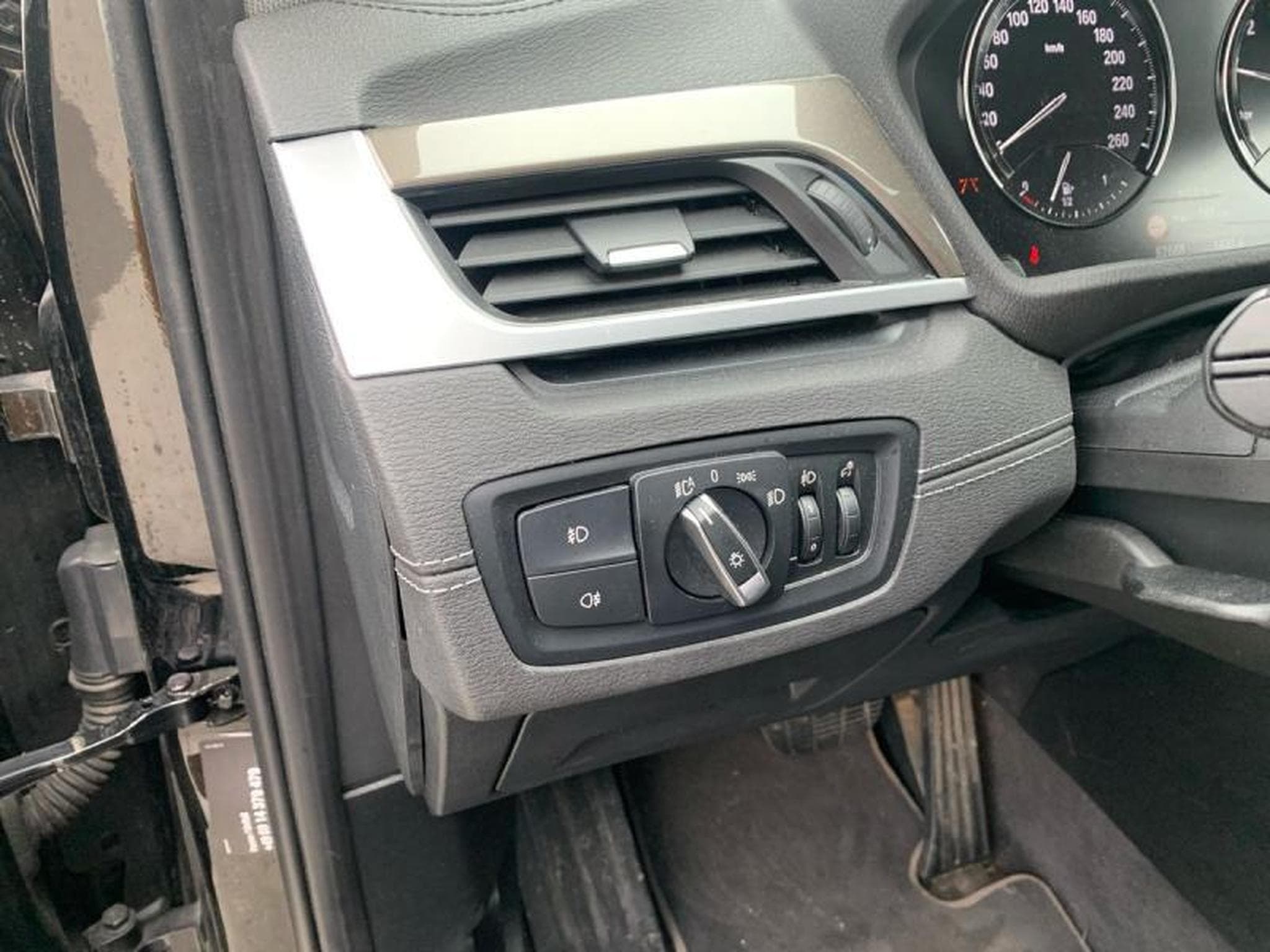 BMW X1 XDRIVE20I (2020) - Photo 20