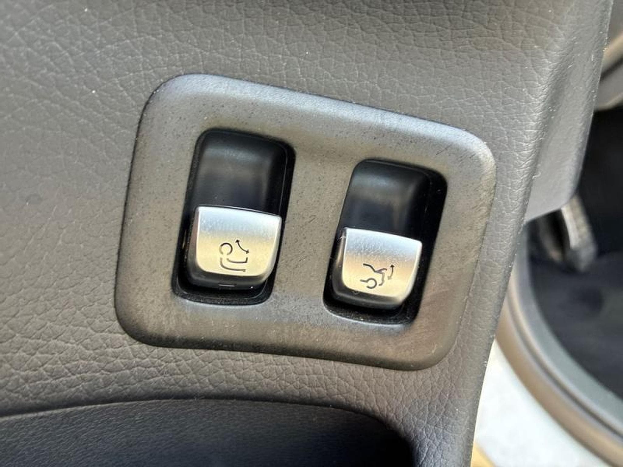 Mercedes GLC 220 CDI 4Matic (2019) - Photo 23