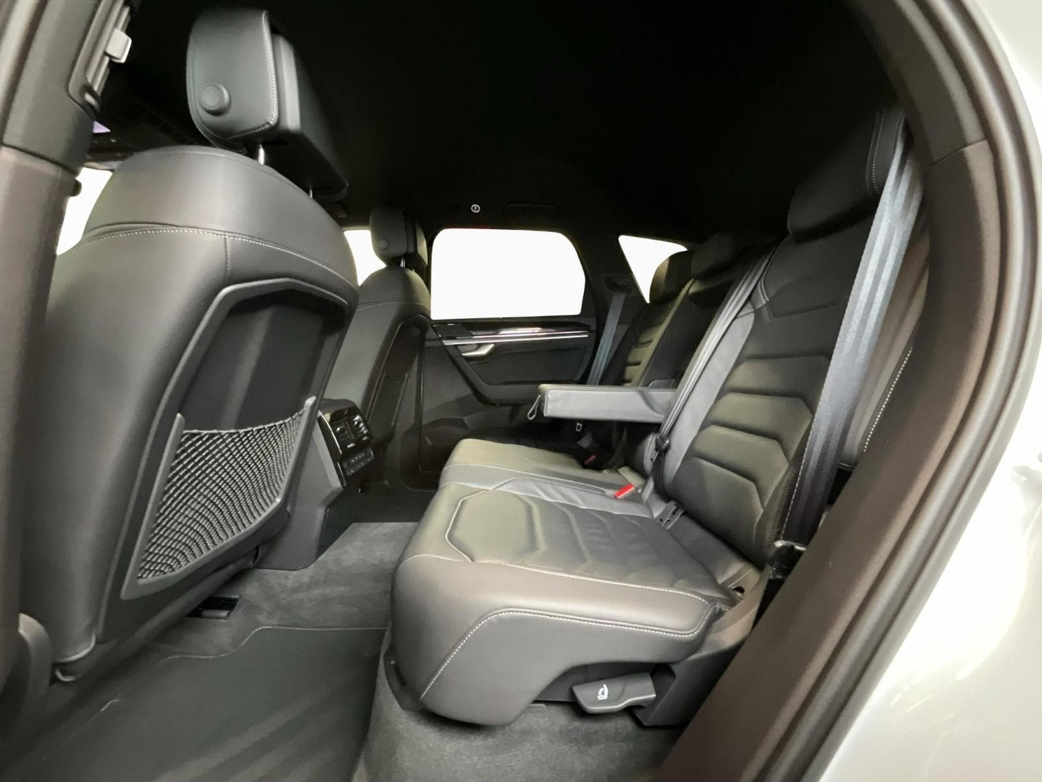 VW Touareg R-Line+4M+Aut.+AHK+Luft. (2024) - Foto 15