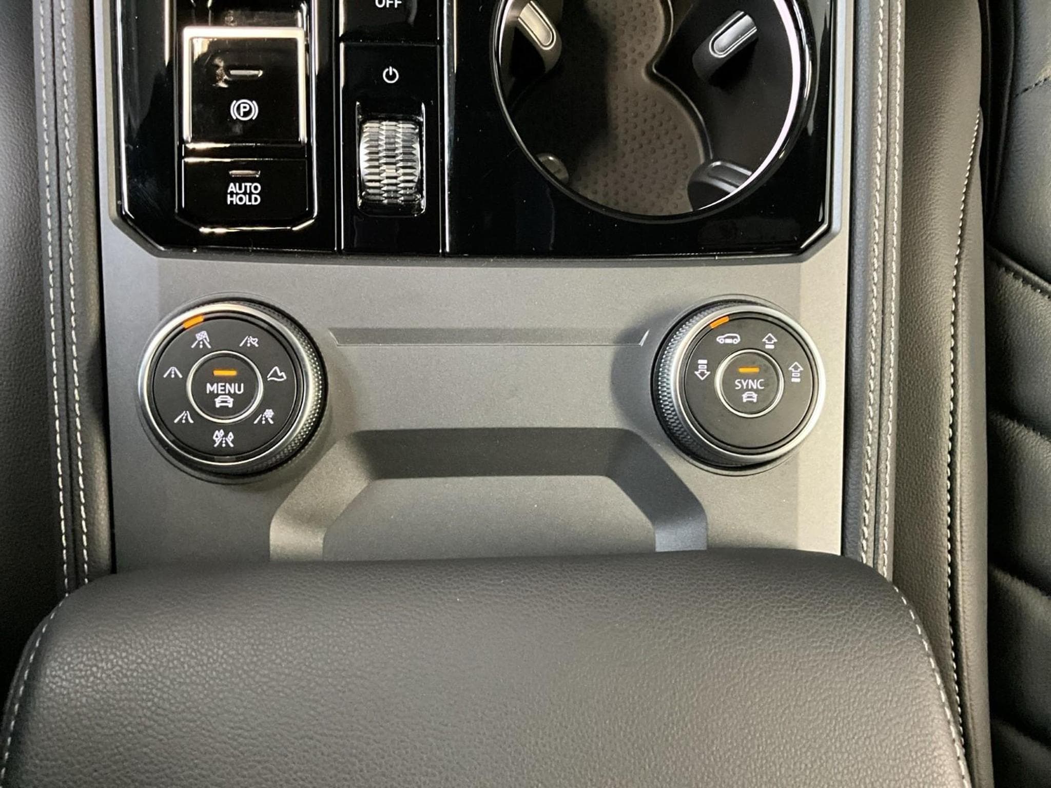 VW Touareg R-Line+4M+Aut.+AHK+Luft. (2024) - Foto 20