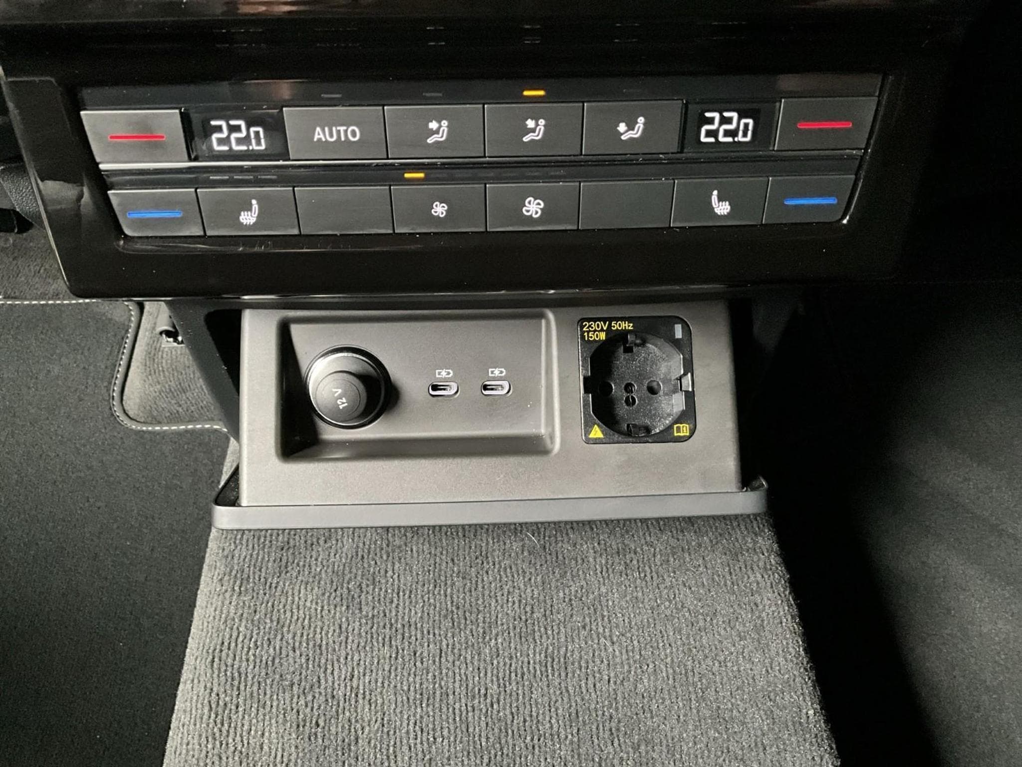 VW Touareg R-Line+4M+Aut.+AHK+Luft. (2024) - Foto 23