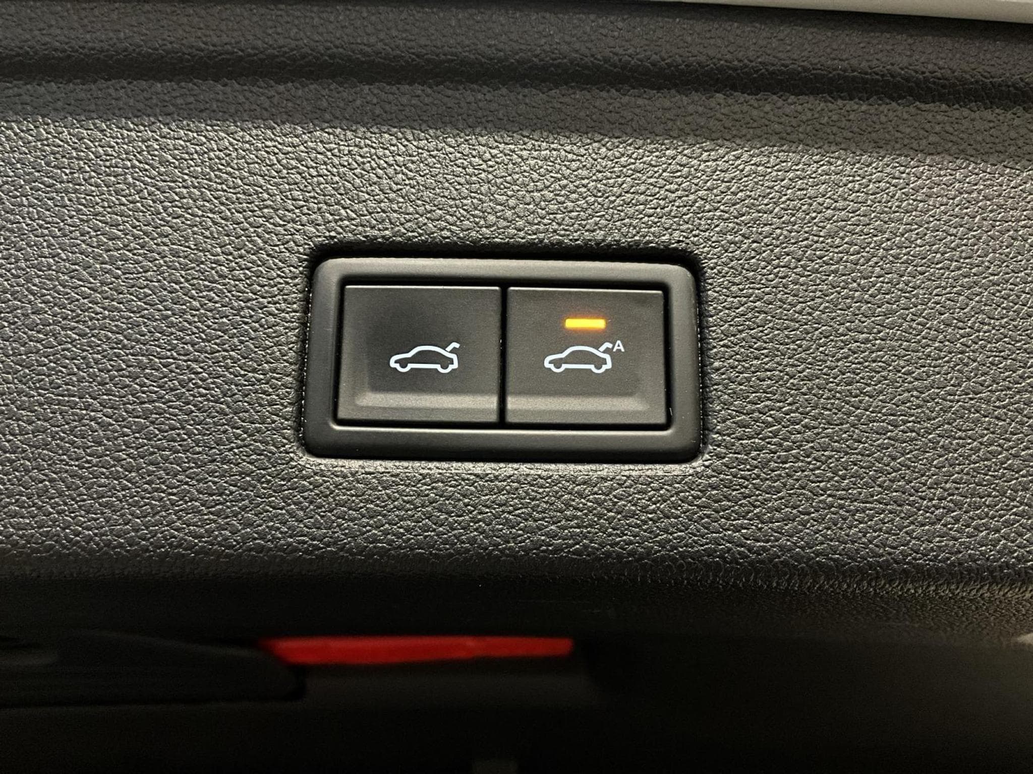 VW Touareg R-Line+V6+Aut.+Black-Style+4M+Pano (2024) - Photo 19