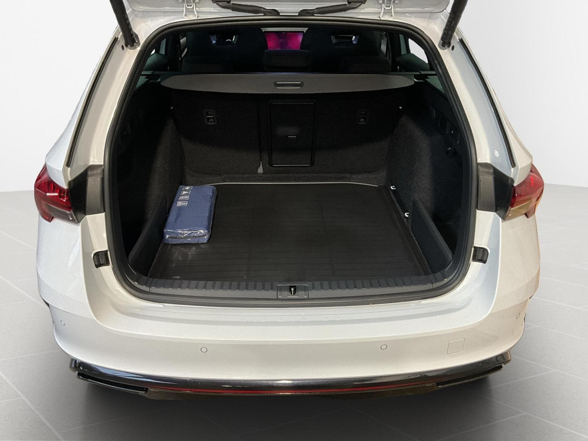 Skoda Octavia Combi+RS+DSG+LED+Navi (2024) - Foto 16