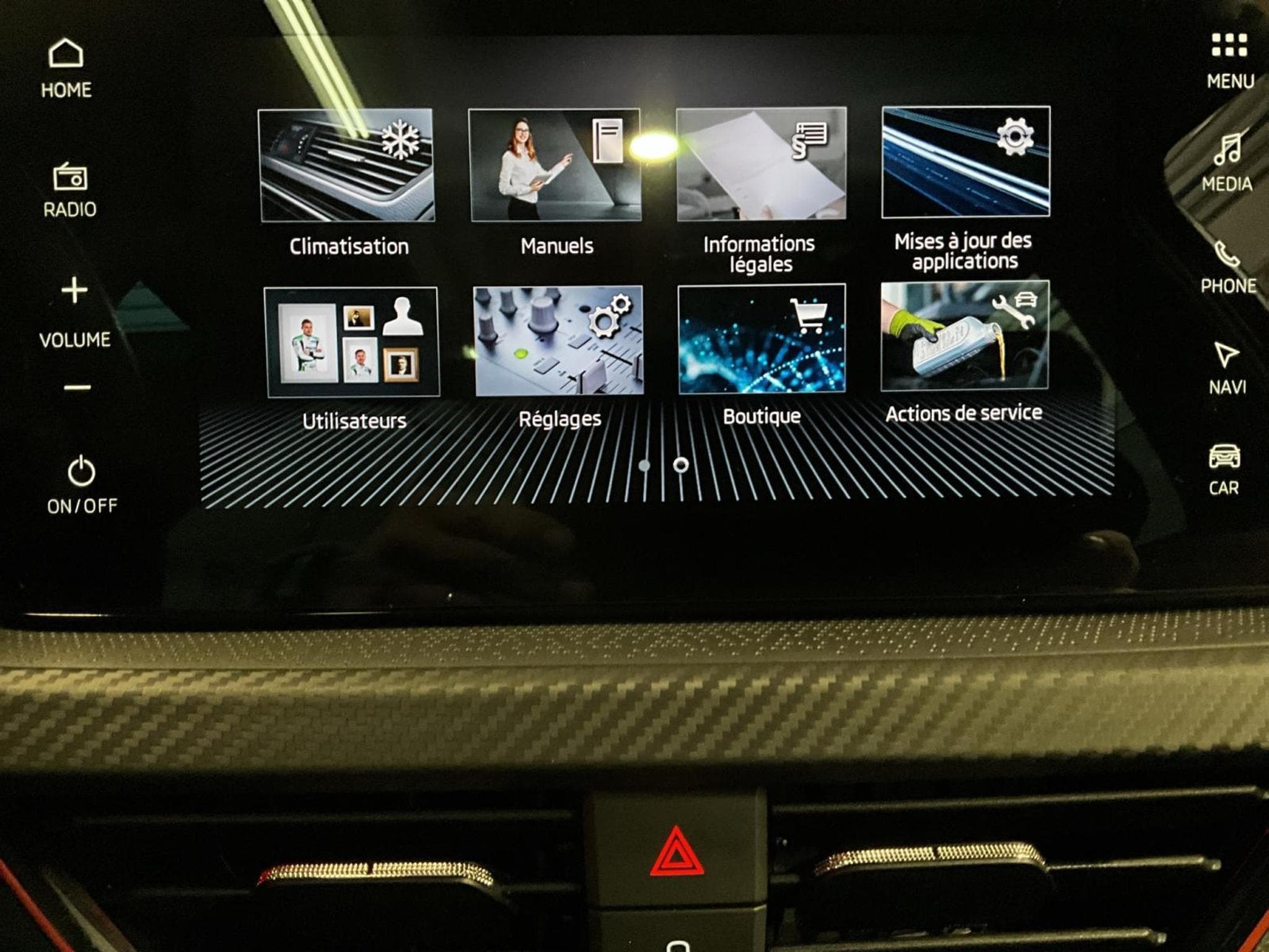 Skoda Kamiq Monte-Carlo+DSG+Pano+RearView (2025) - Foto 20