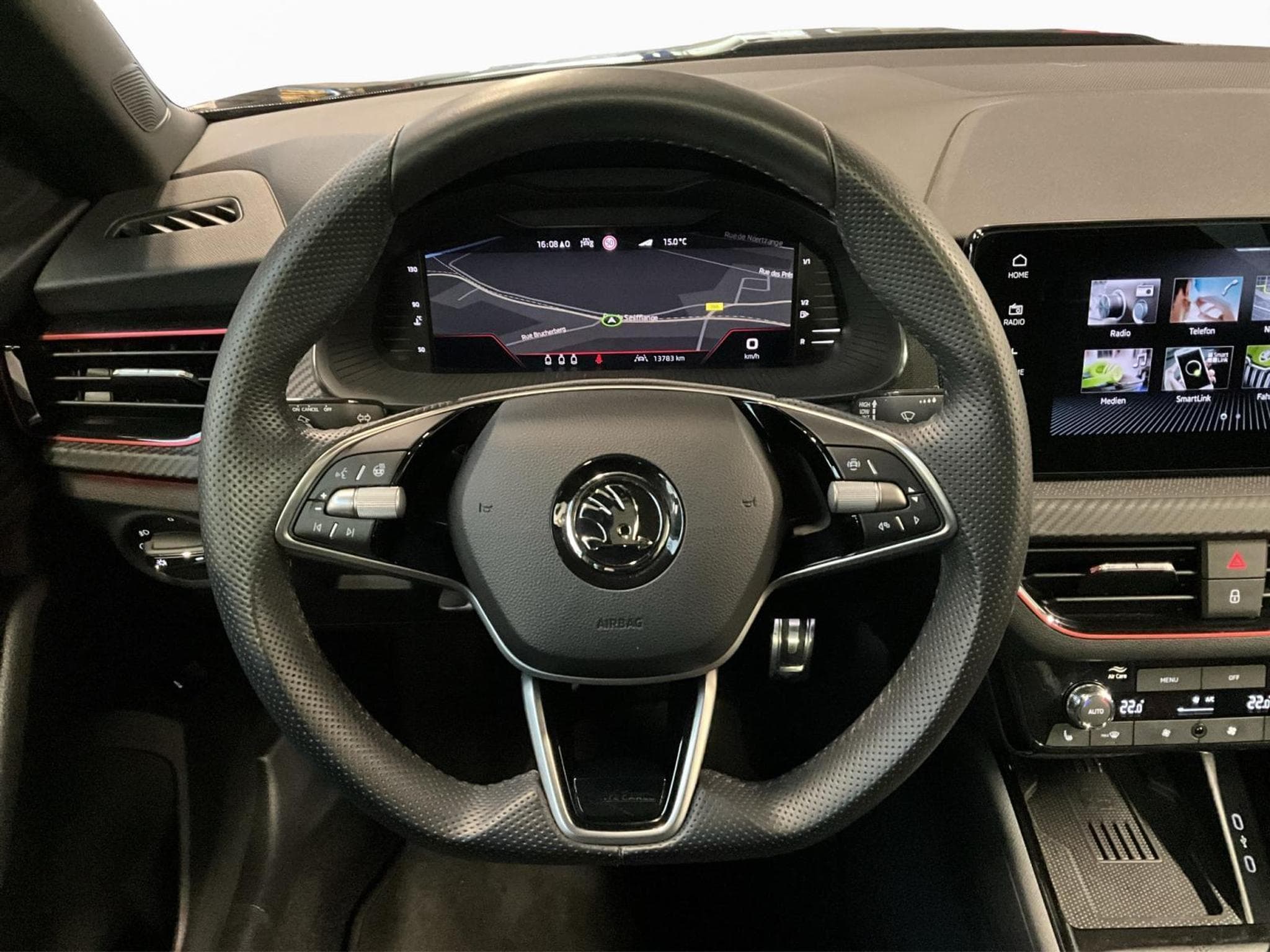 Skoda Kamiq Monte-Carlo+BVM+Pano+AHK (2024) - Foto 10