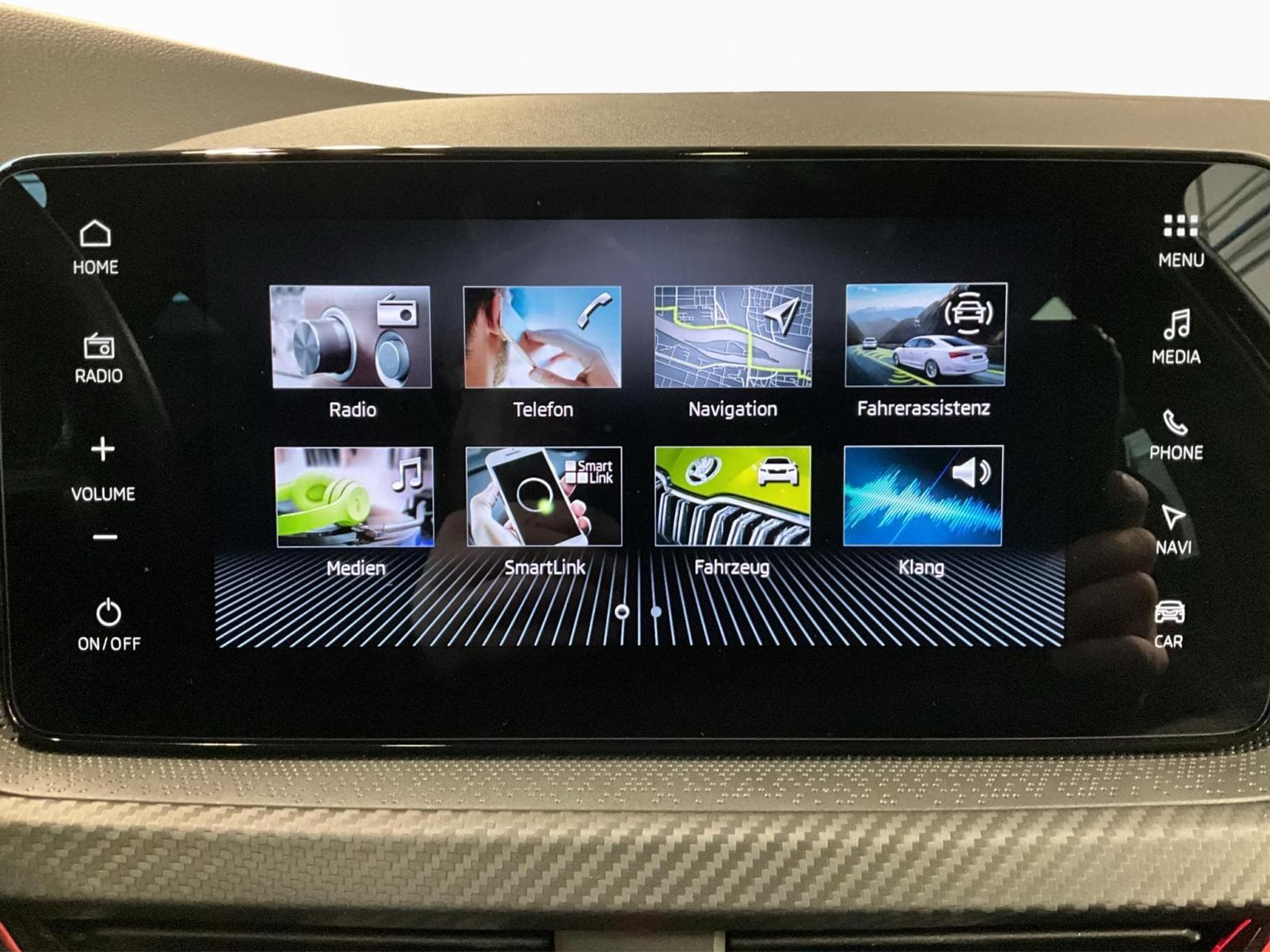 Skoda Kamiq Monte-Carlo+BVM+Pano+AHK (2024) - Foto 13