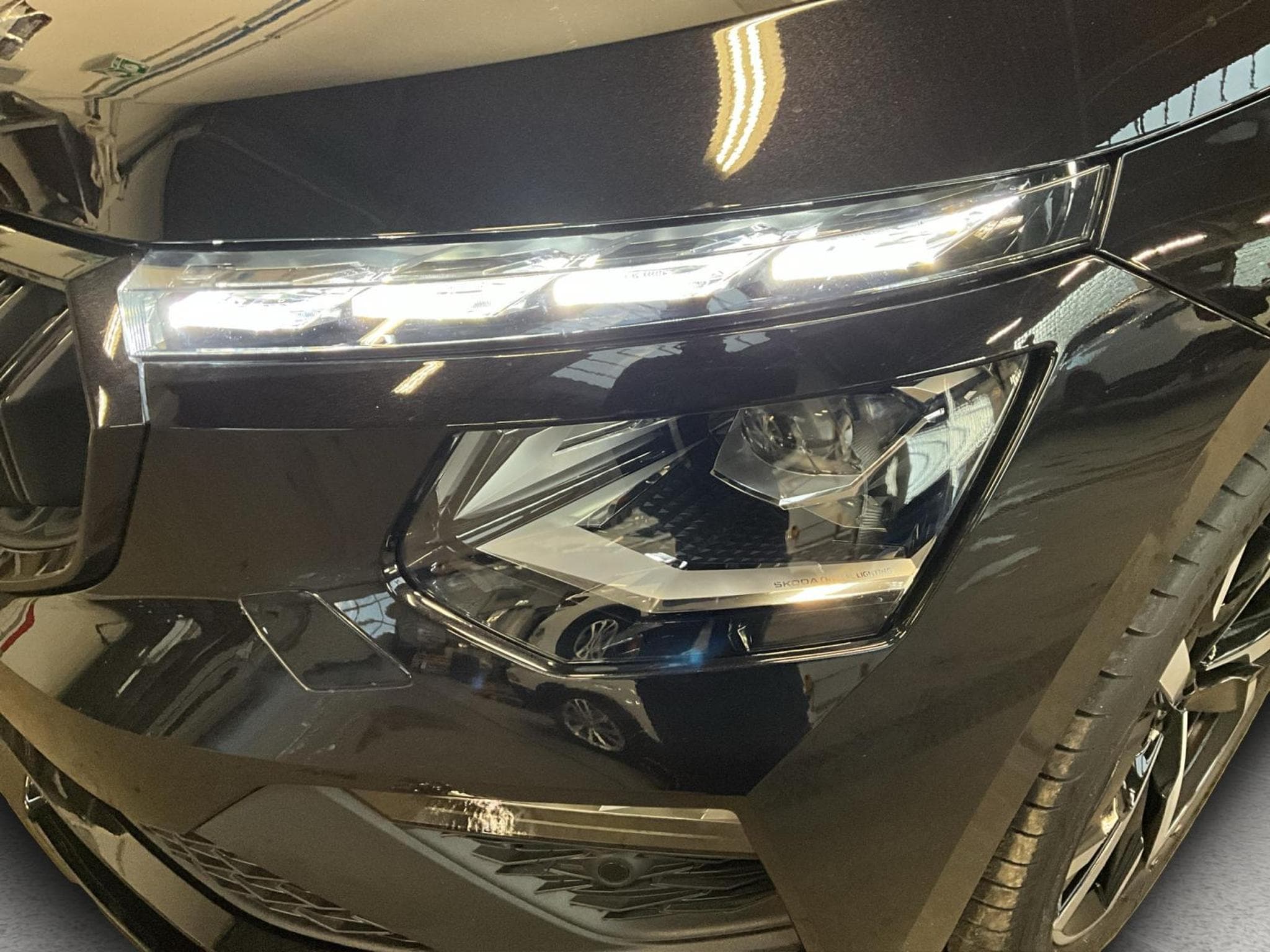 Skoda Kamiq Monte-Carlo+BVM+Pano+AHK (2024) - Foto 18