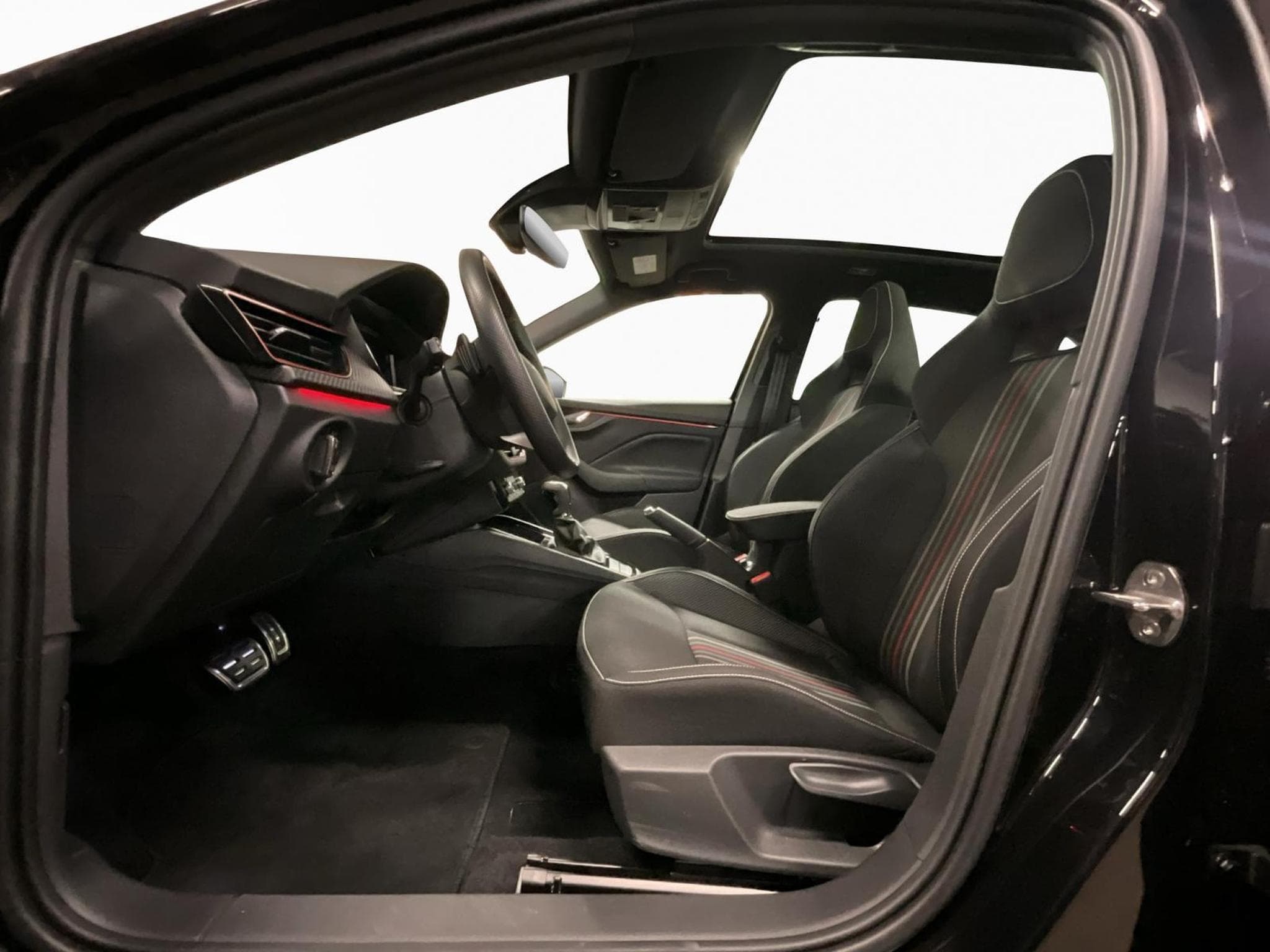 Skoda Scala Monte-Carlo+Dsg+Pano+RearView (2025) - Foto 11