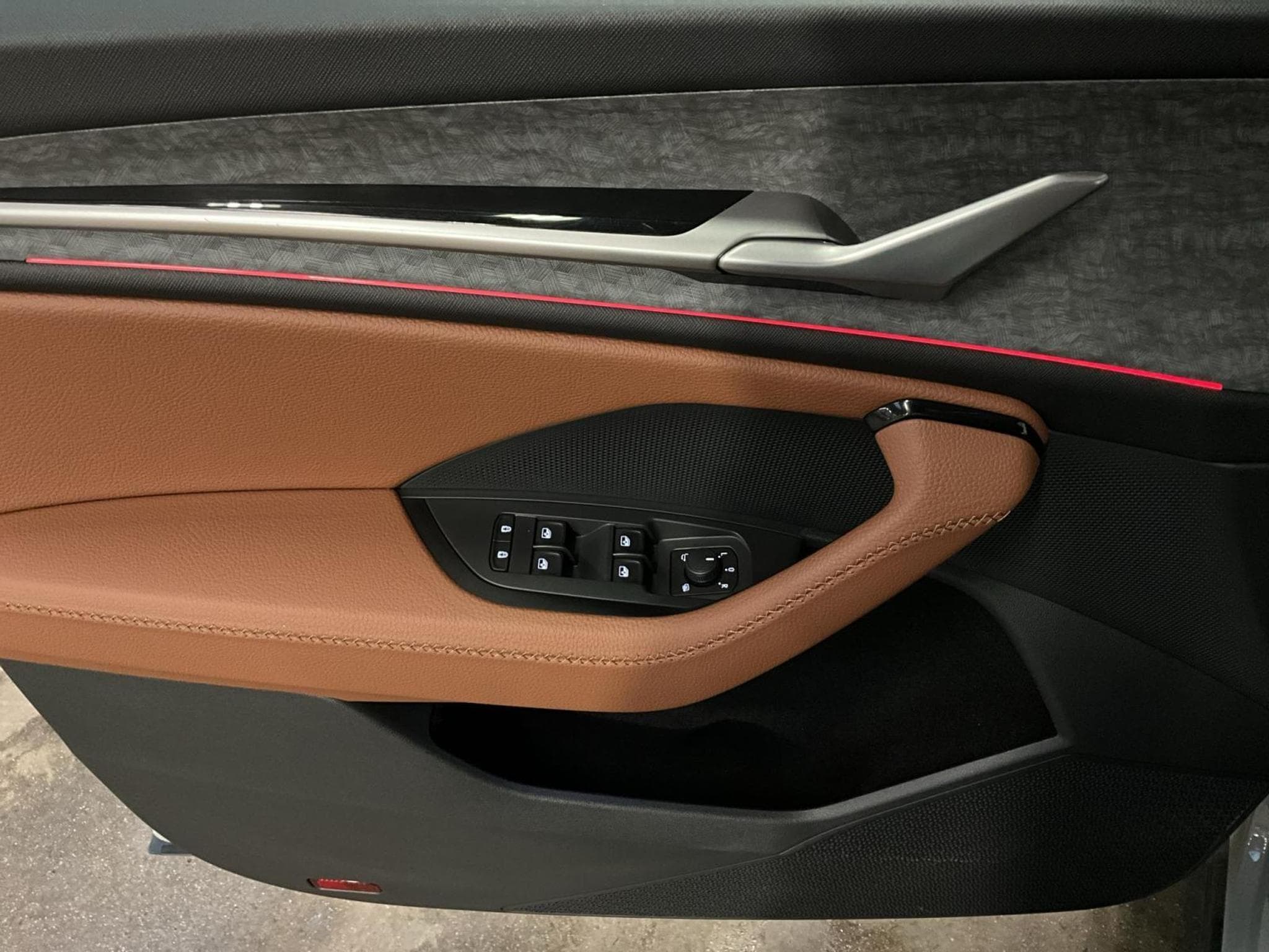 Skoda Kodiaq Selection+DSG+SUITE+AHK (2024) - Foto 14