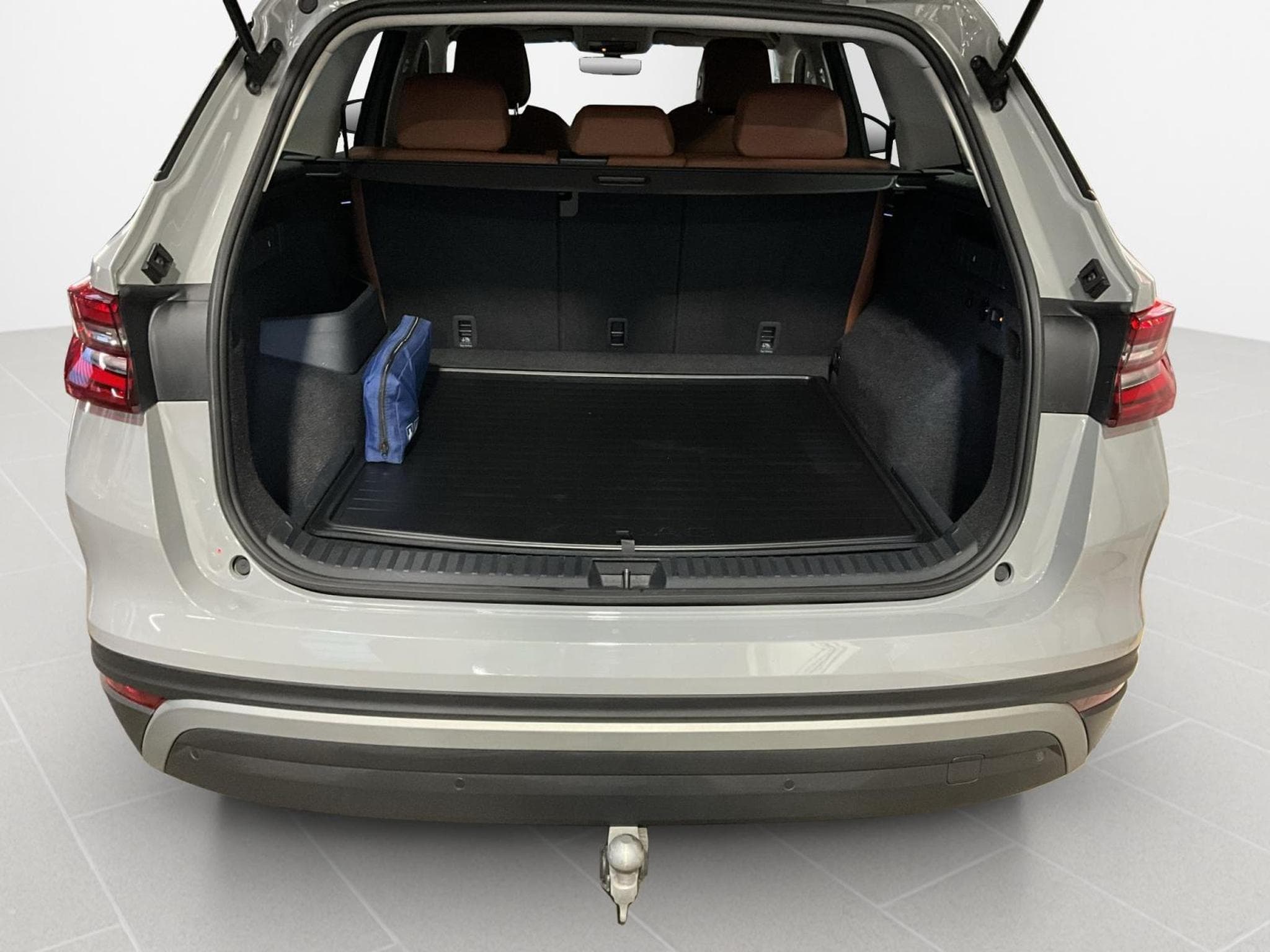 Skoda Kodiaq Selection+DSG+SUITE+AHK (2024) - Foto 16