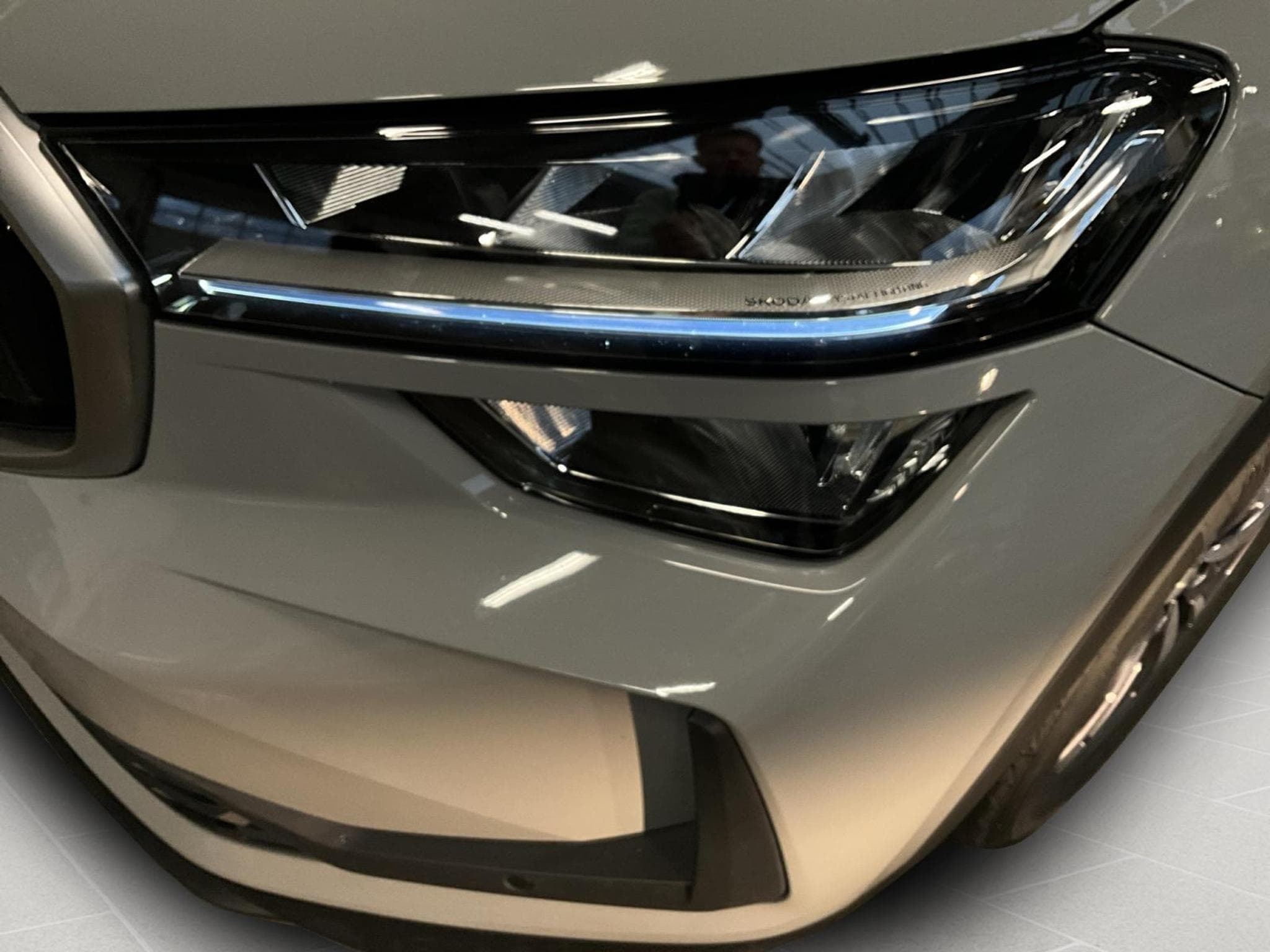 Skoda Kodiaq Selection+DSG+SUITE+AHK (2024) - Foto 17