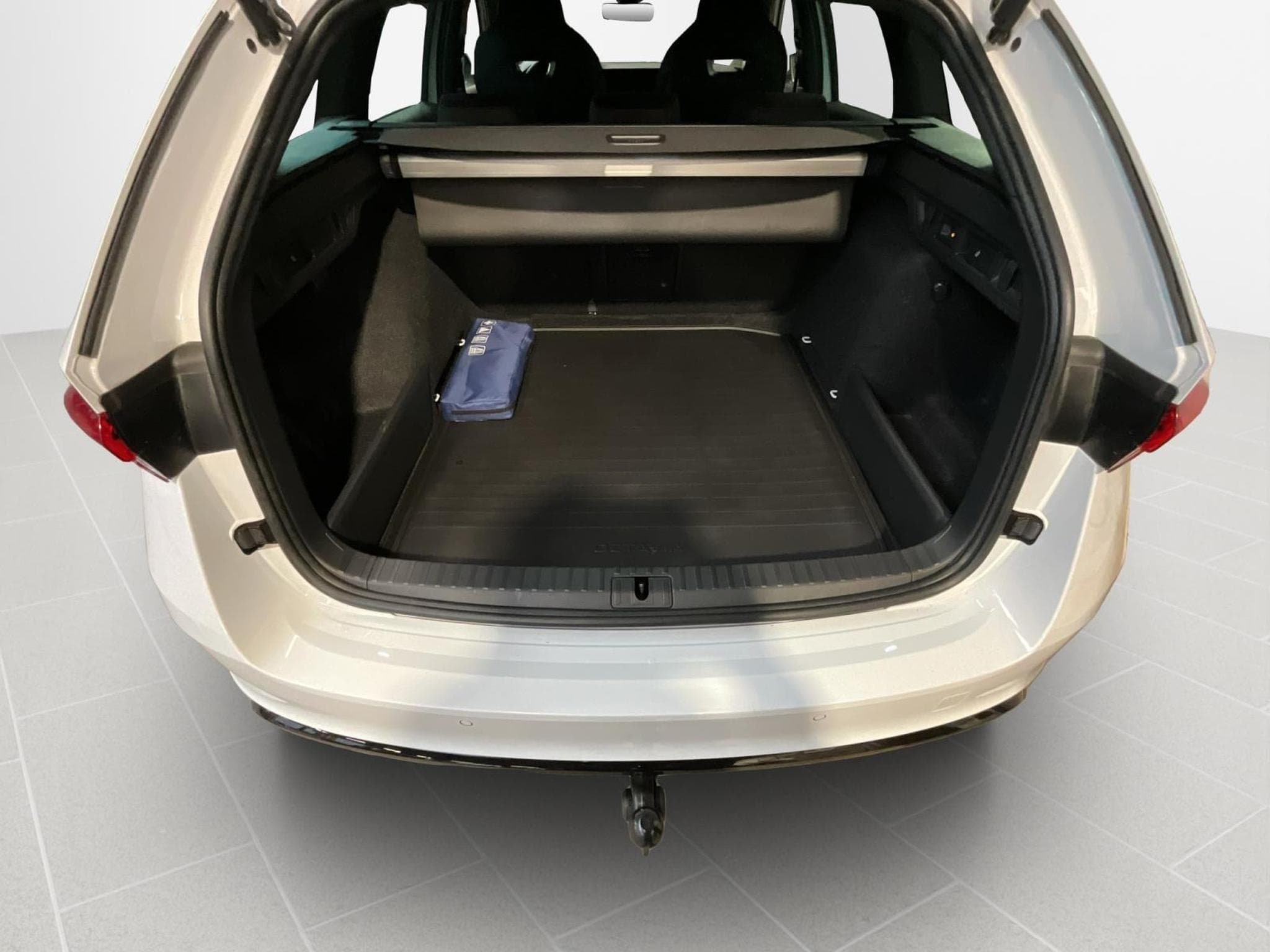 Skoda Octavia RS+DSG+AHK+Navi (2024) - Foto 16