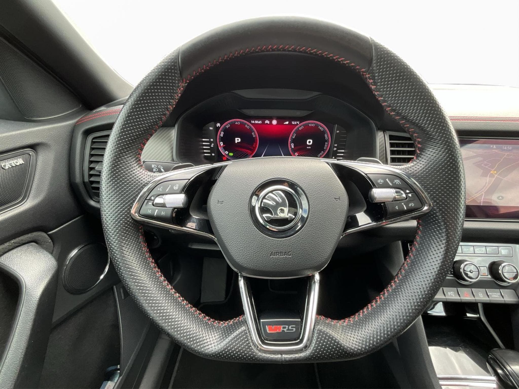 Skoda Kodiaq RS+DSG+4x4+LM20+StandH. (2022) - Foto 10