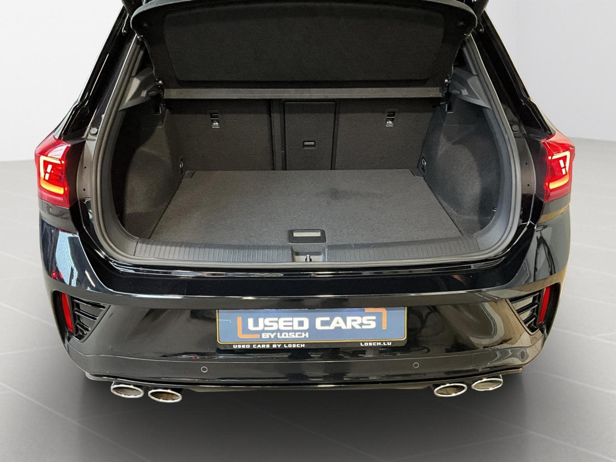 VW T-Roc R+DSG7+4M+LM19+P.Travel+Pano (2024) - Foto 17