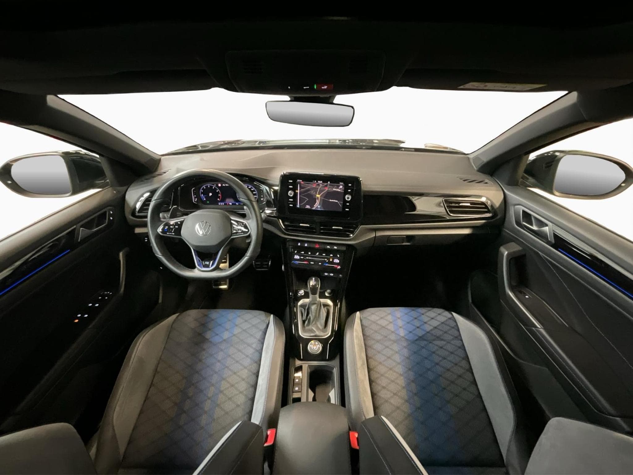 VW T-Roc R+DSG7+4M+LM19+P.Travel+Pano (2024) - Foto 2