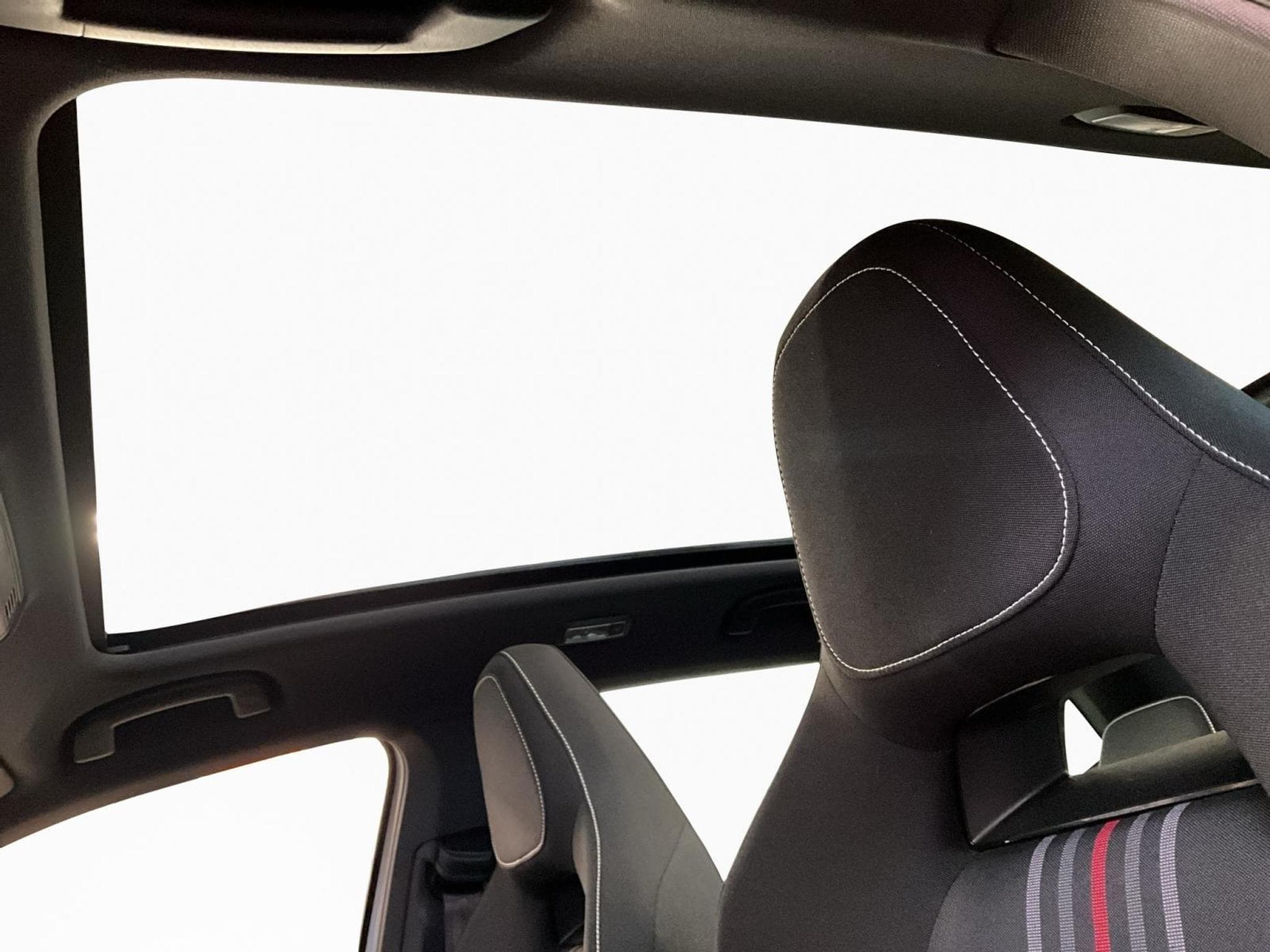 Skoda Kamiq Monte-Carlo+DSG+Pano+Navi (2024) - Foto 16