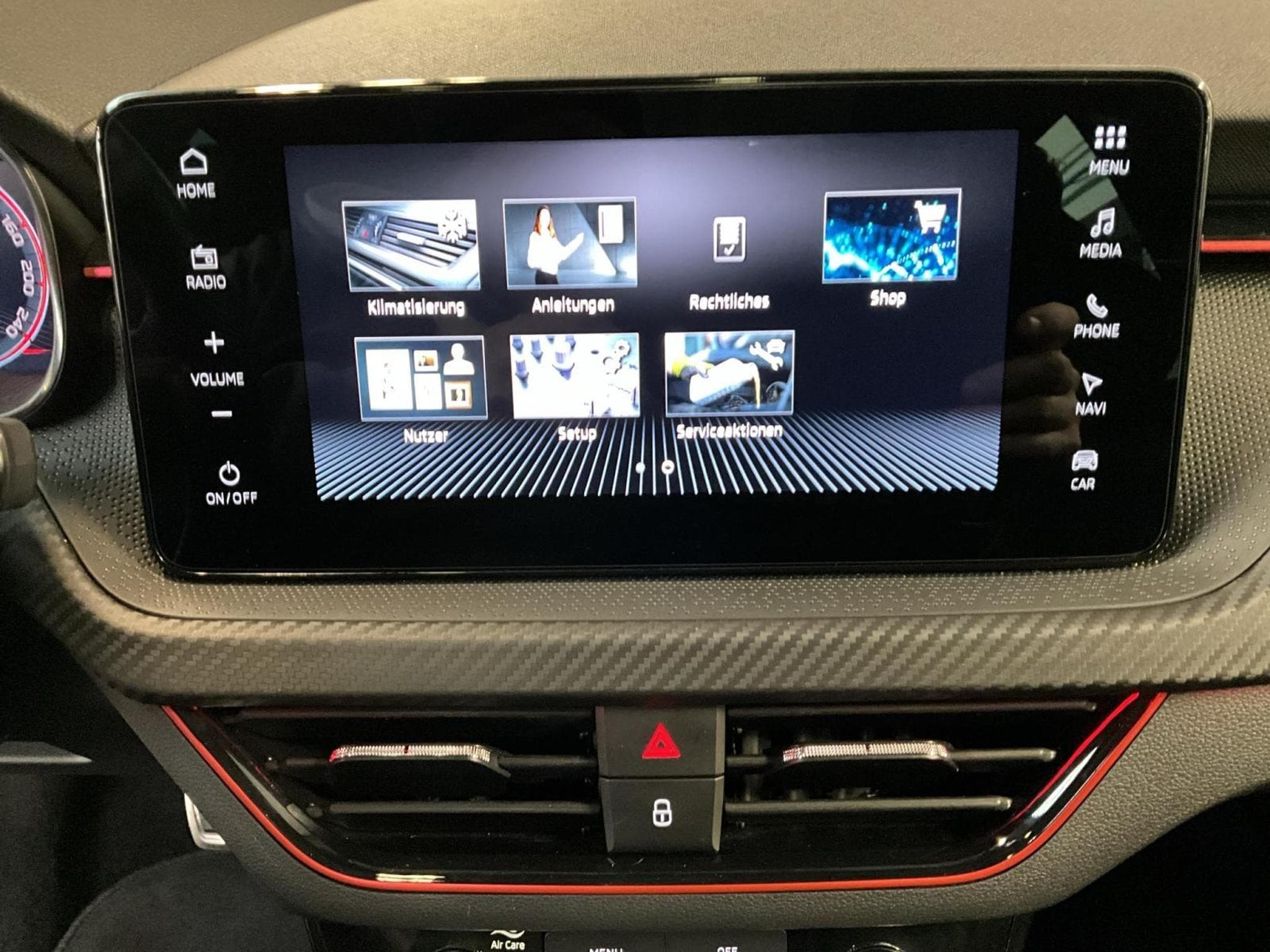 Skoda Kamiq Monte-Carlo+DSG+Pano+Navi (2024) - Foto 19