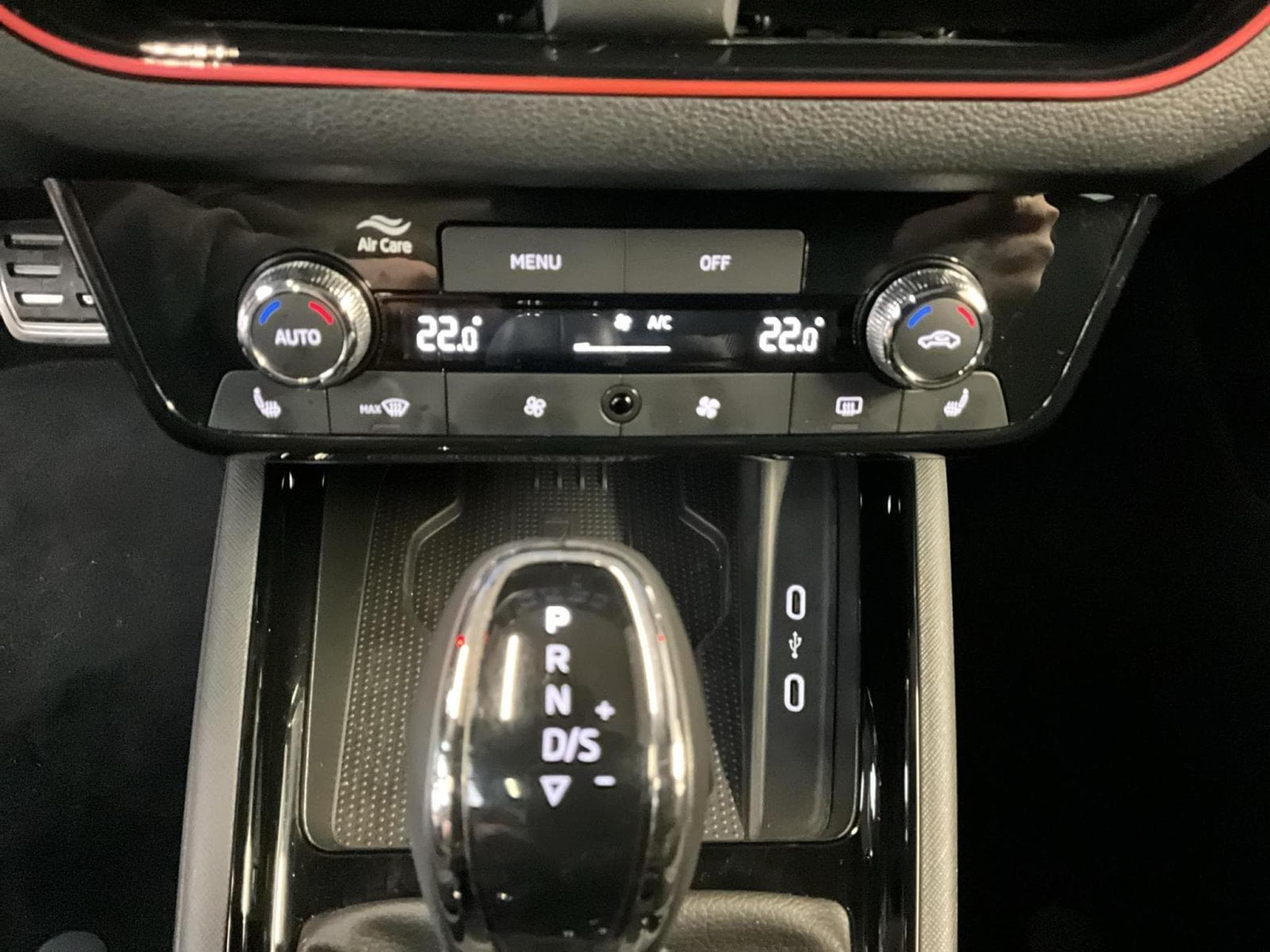 Skoda Kamiq Monte-Carlo+DSG+Pano+Navi (2024) - Foto 20