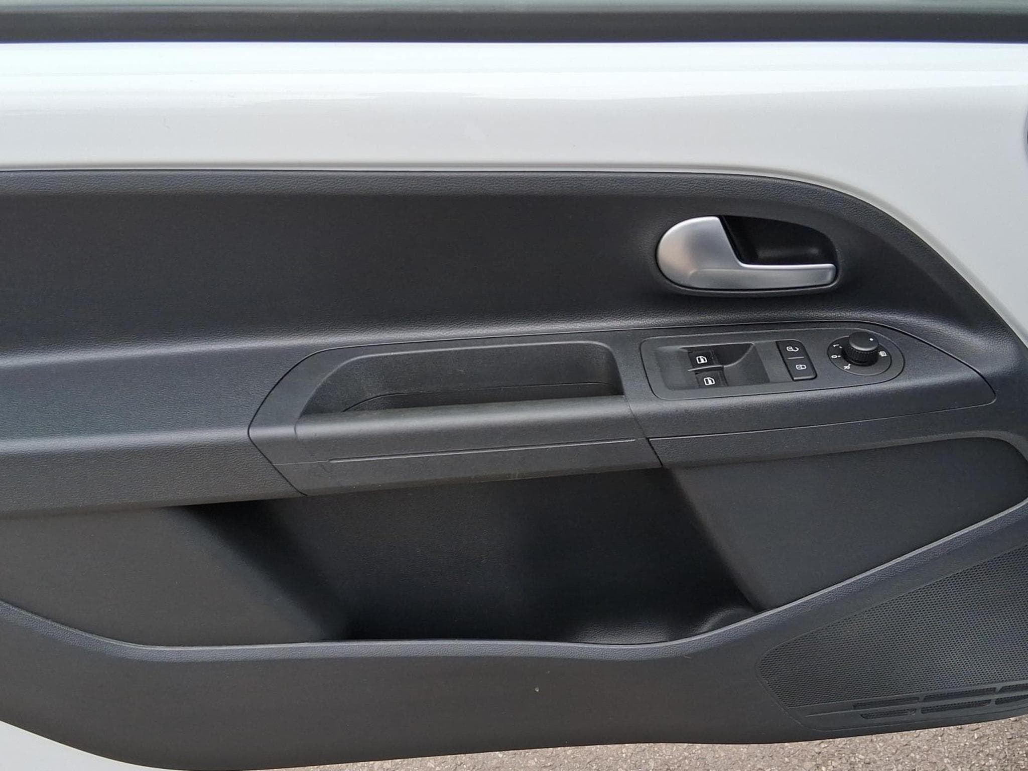 VW UP GTI+TSI+116PS+RearView (2020) - Photo 14