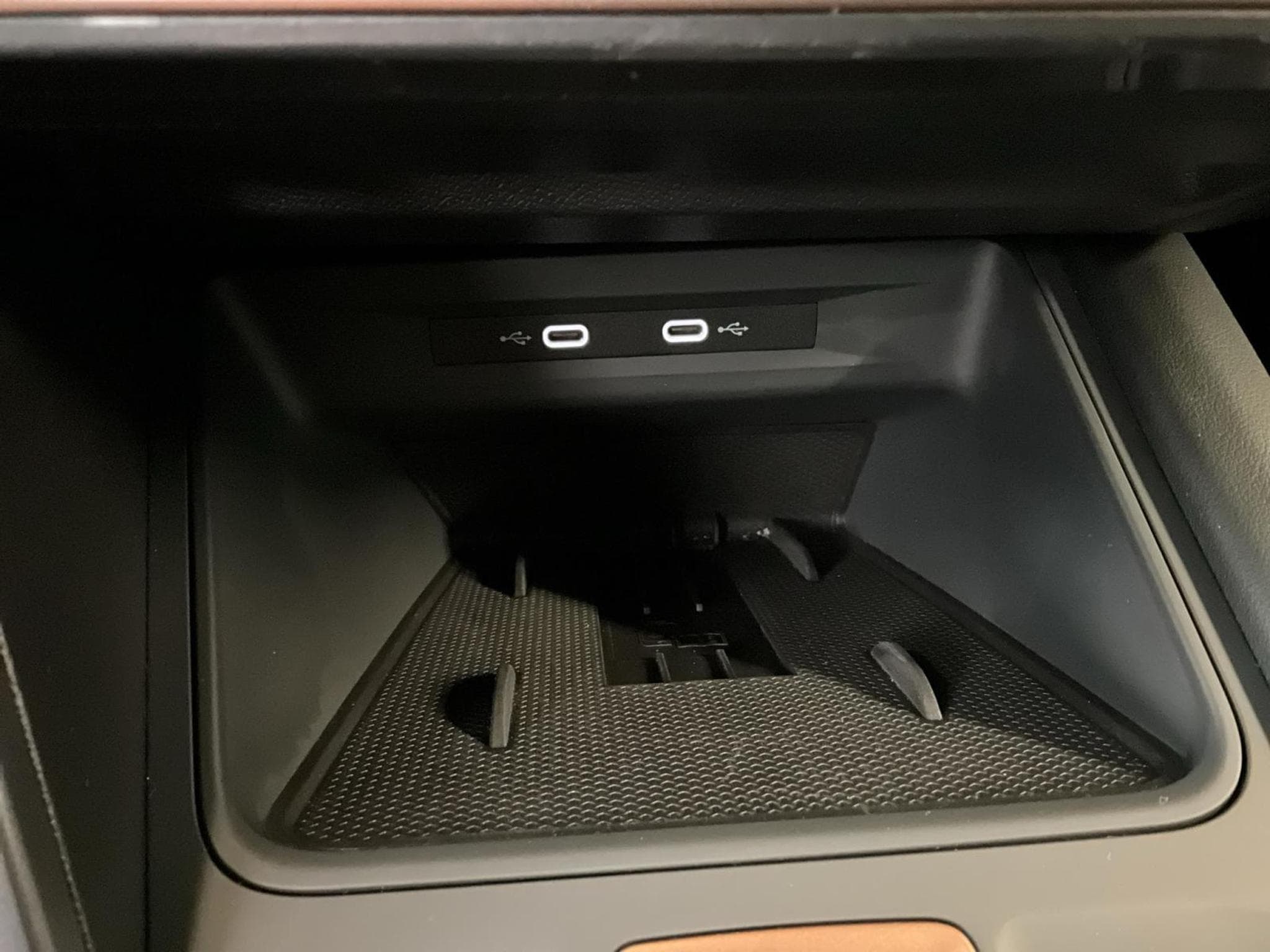 Cupra Leon Pure-Perf.+DSG+LED+NAVI (2025) - Foto 19