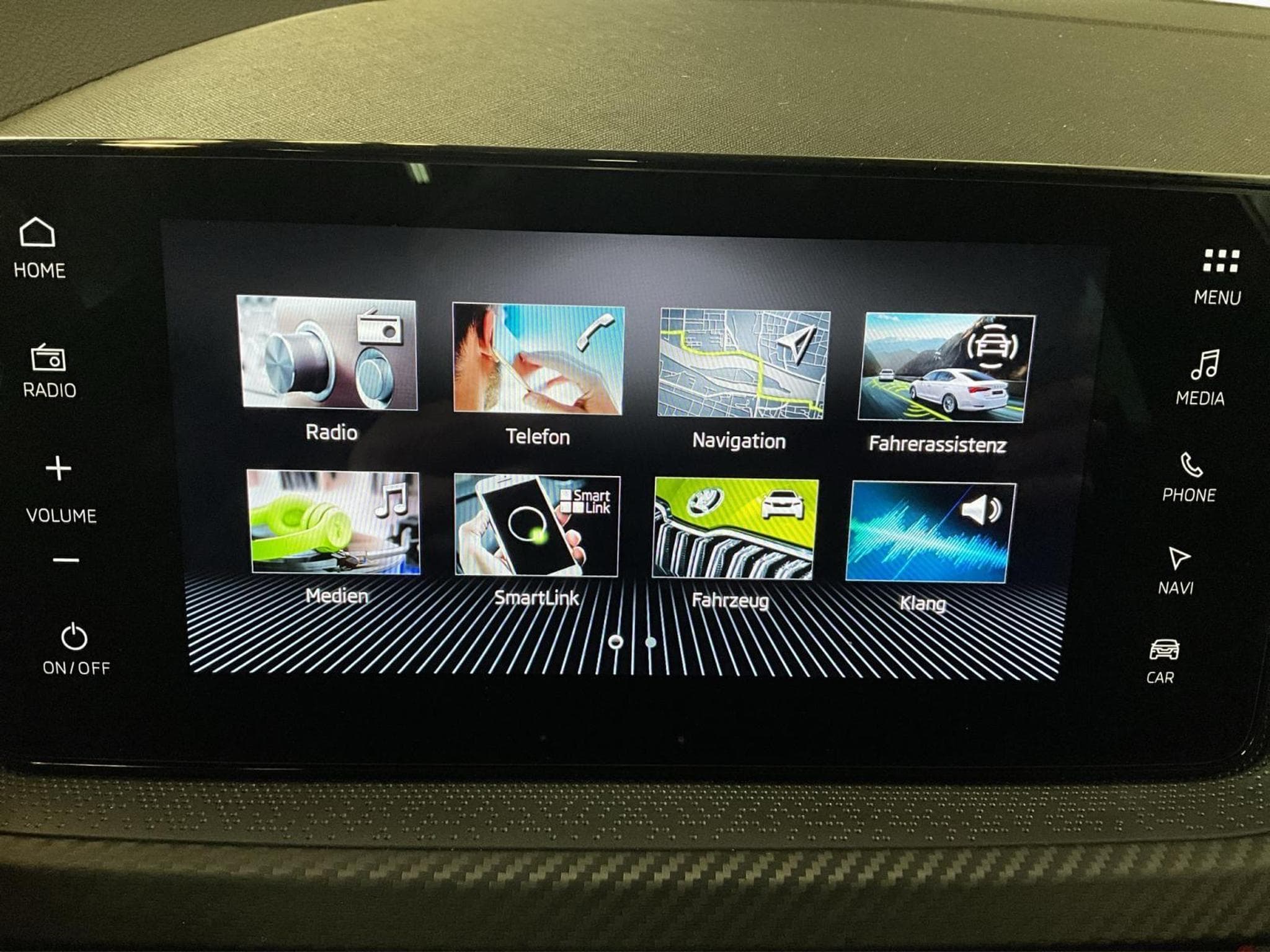 Skoda Scala Monte-Carlo+DSG+LED+PANO (2025) - Foto 13