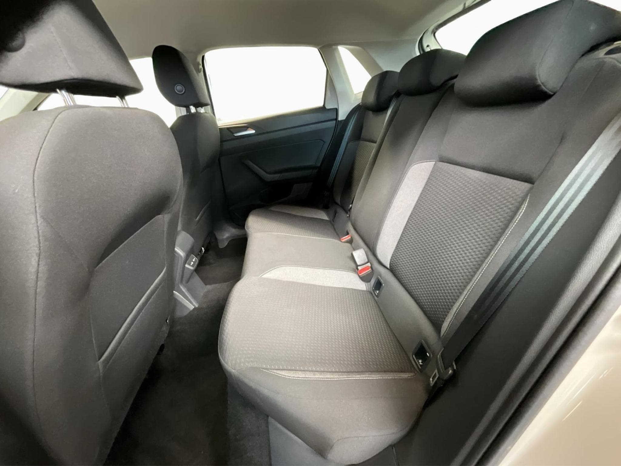 VW Polo Life+DSG+RearView+LED (2023) - Photo 15