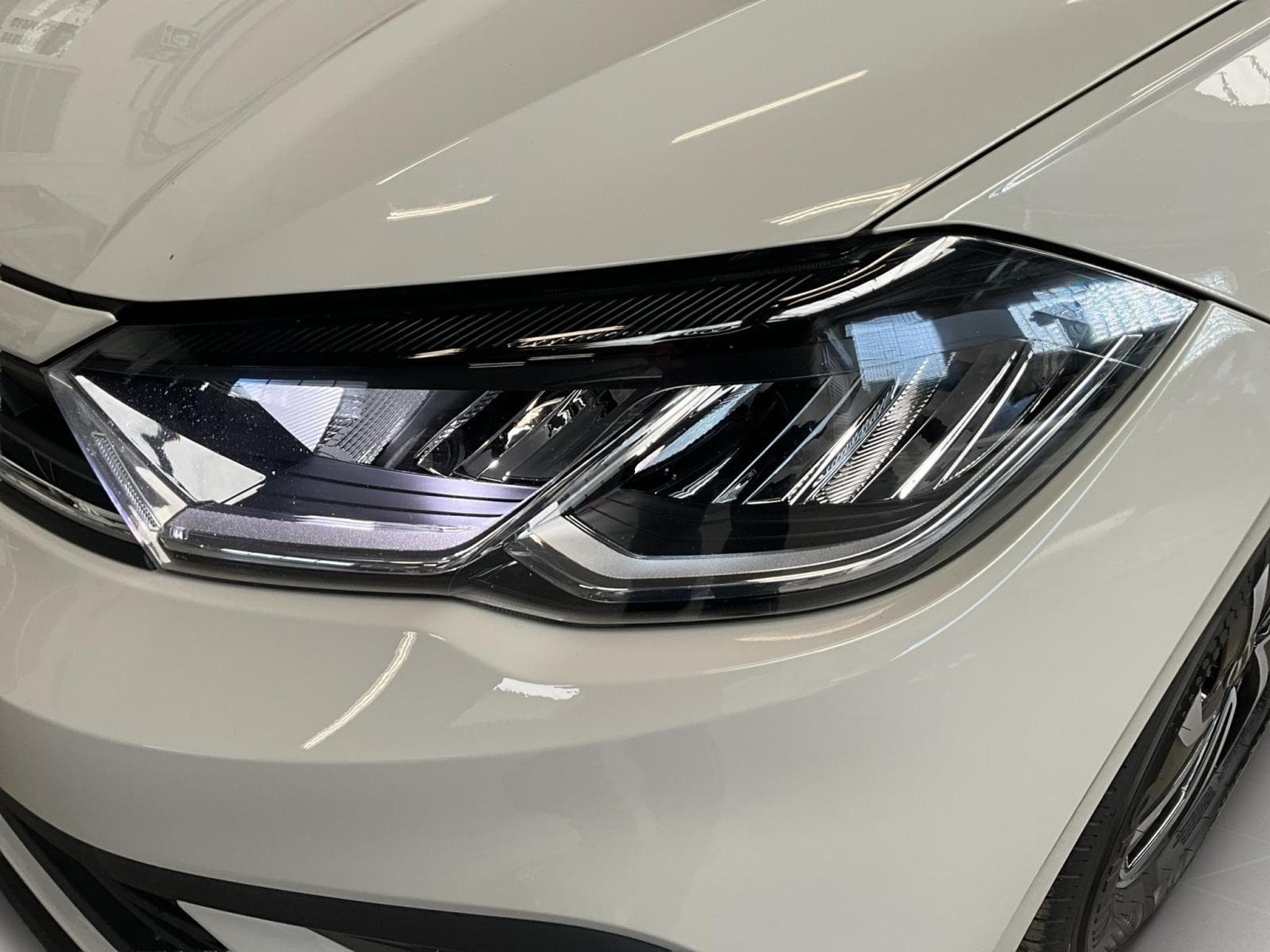 VW Polo Life+DSG+RearView+LED (2023) - Photo 17